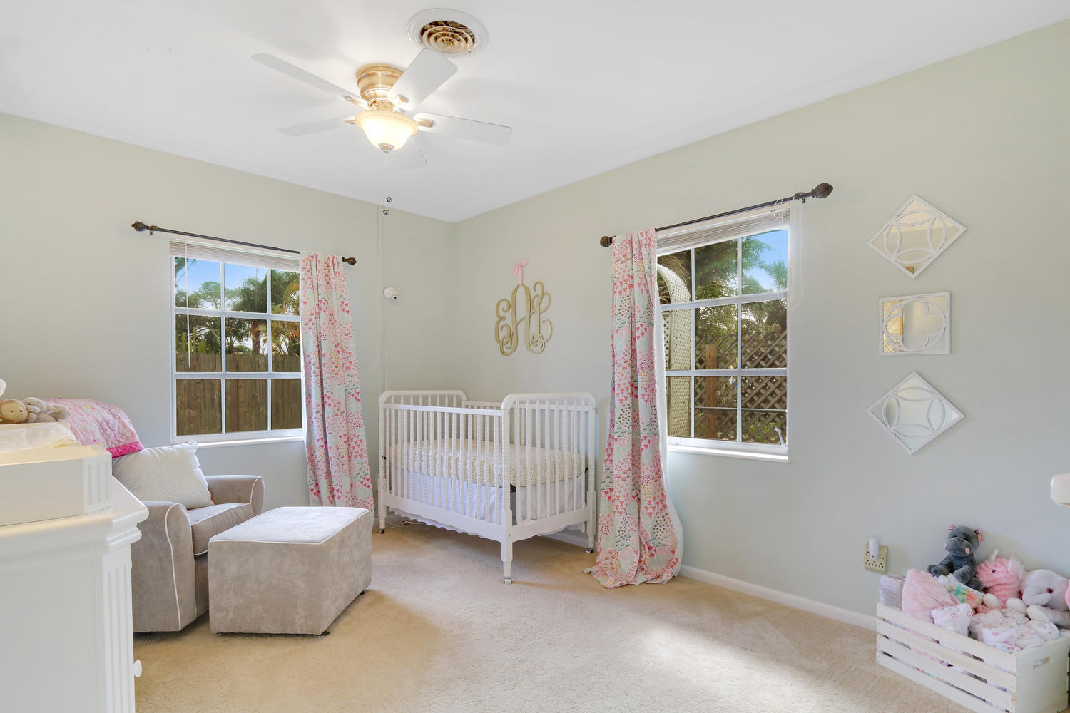 PALM LAKE PARK - Residential