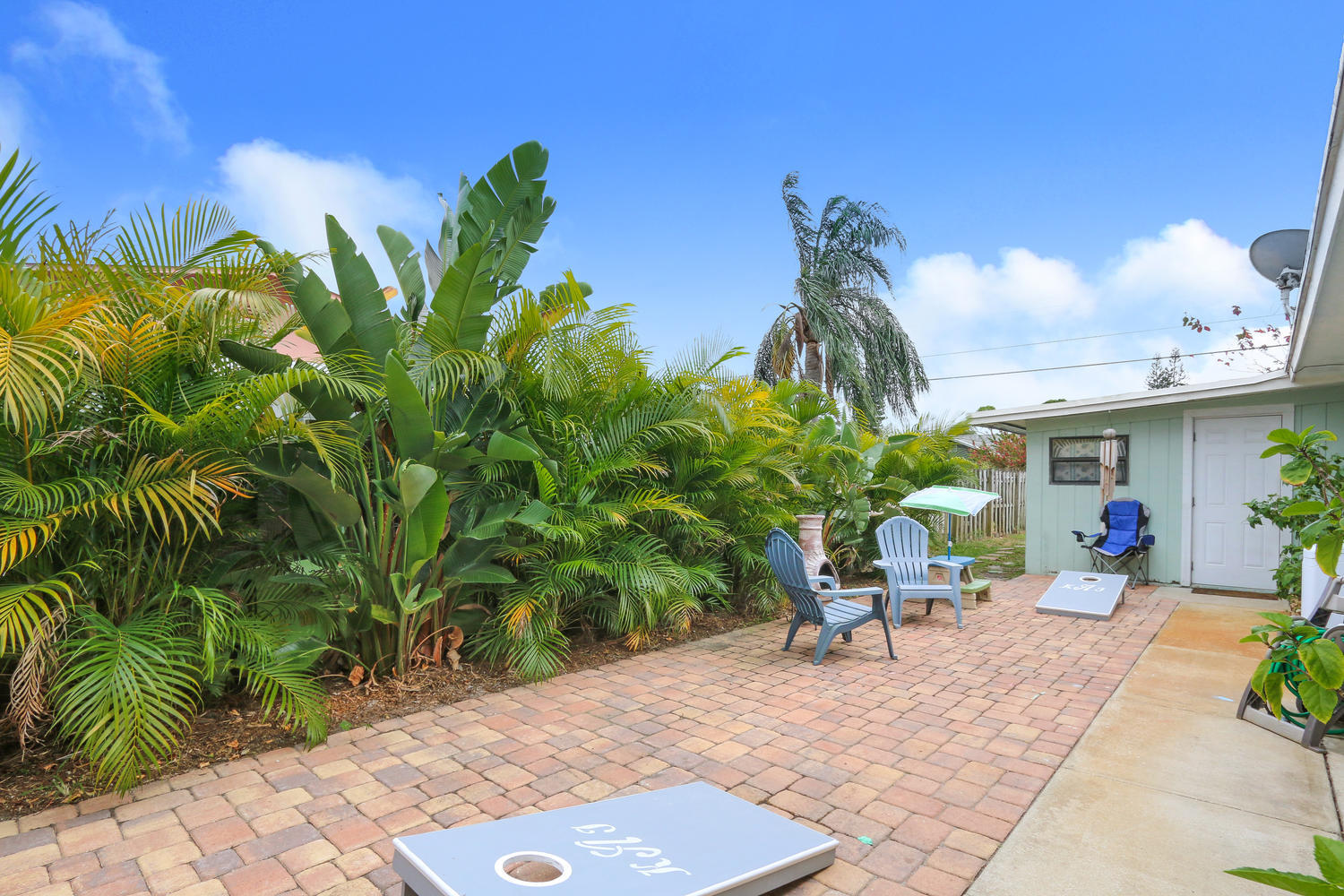 PALM LAKE PARK - Residential