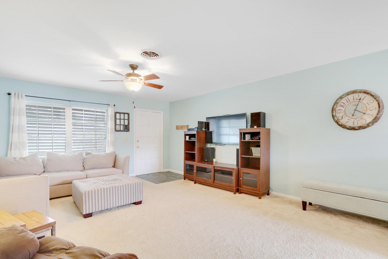 PALM LAKE PARK - Residential