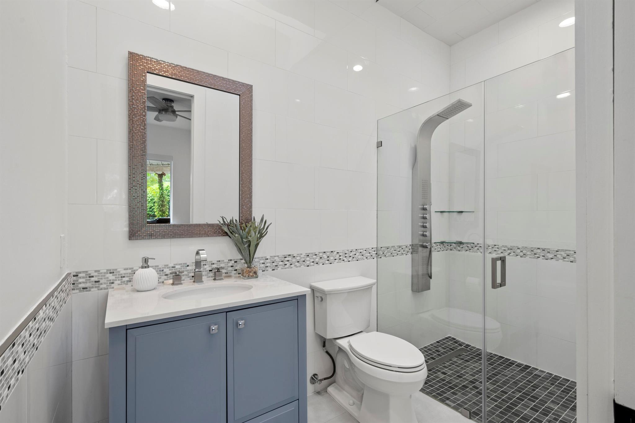 LAKES OF SUTTON / POLO CL - Residential Lease
