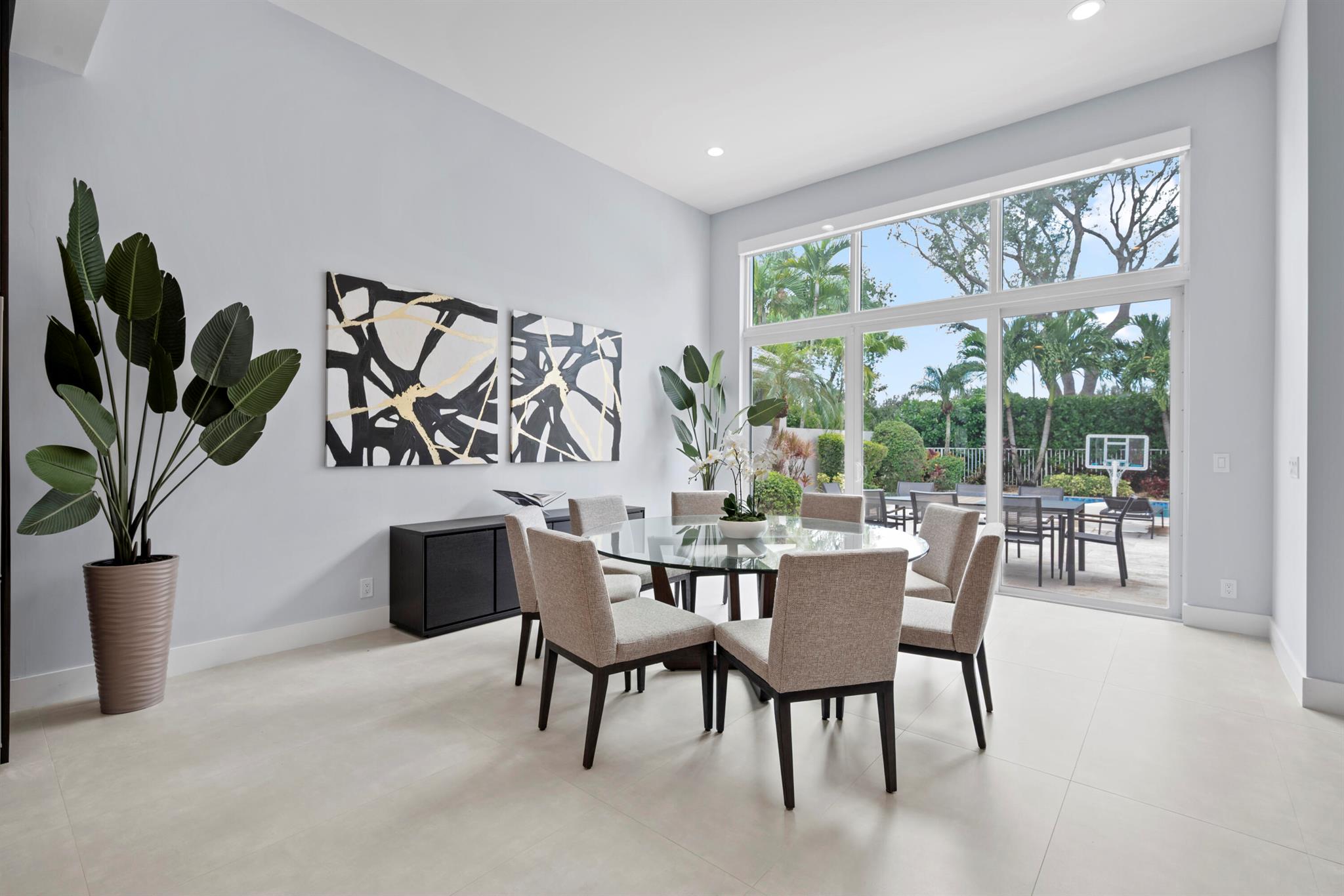 LAKES OF SUTTON / POLO CL - Residential Lease
