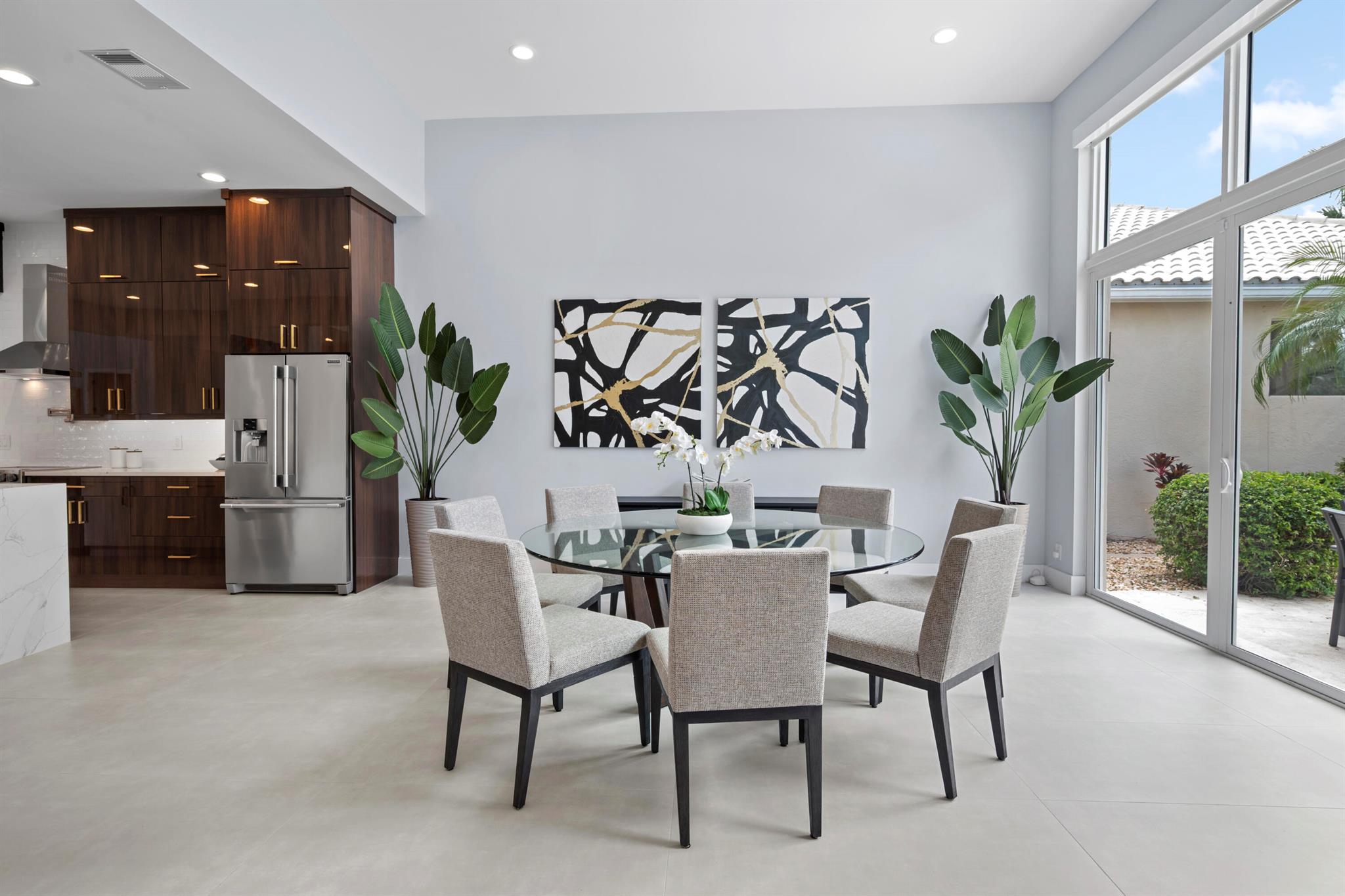LAKES OF SUTTON / POLO CL - Residential Lease