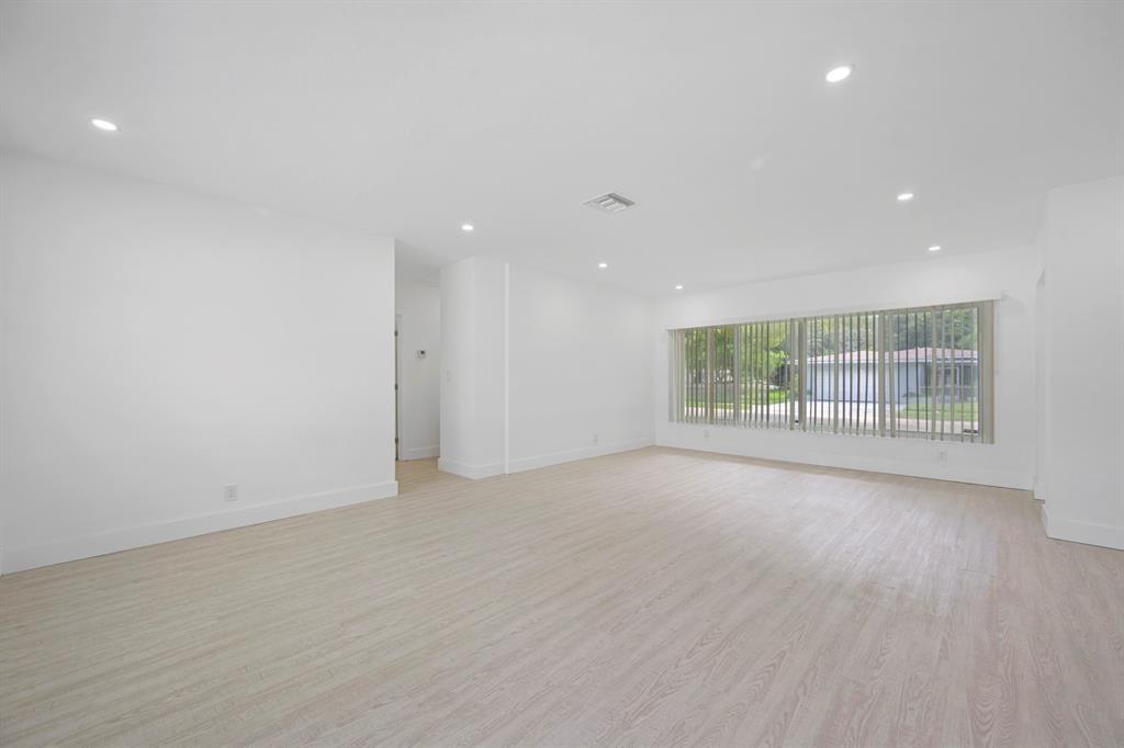 Hollywood Little Ranches - Residential