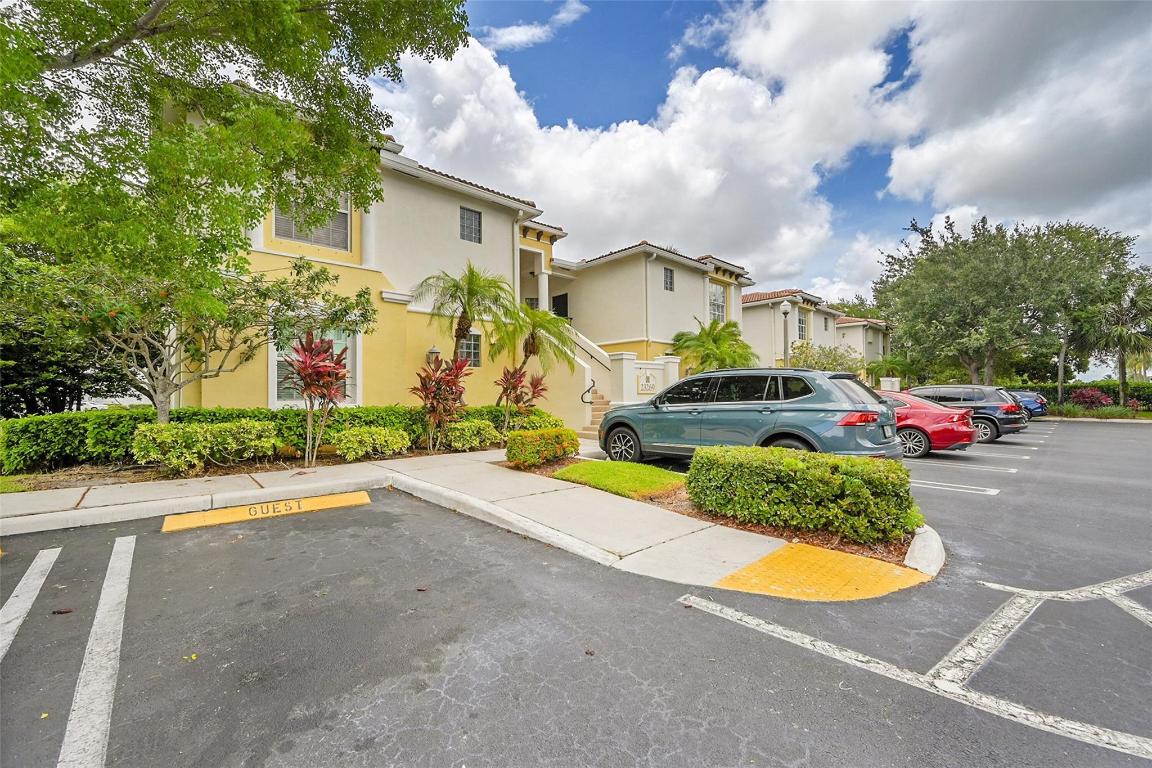 PINES OF BOCA BARWOOD CONDO - Residential