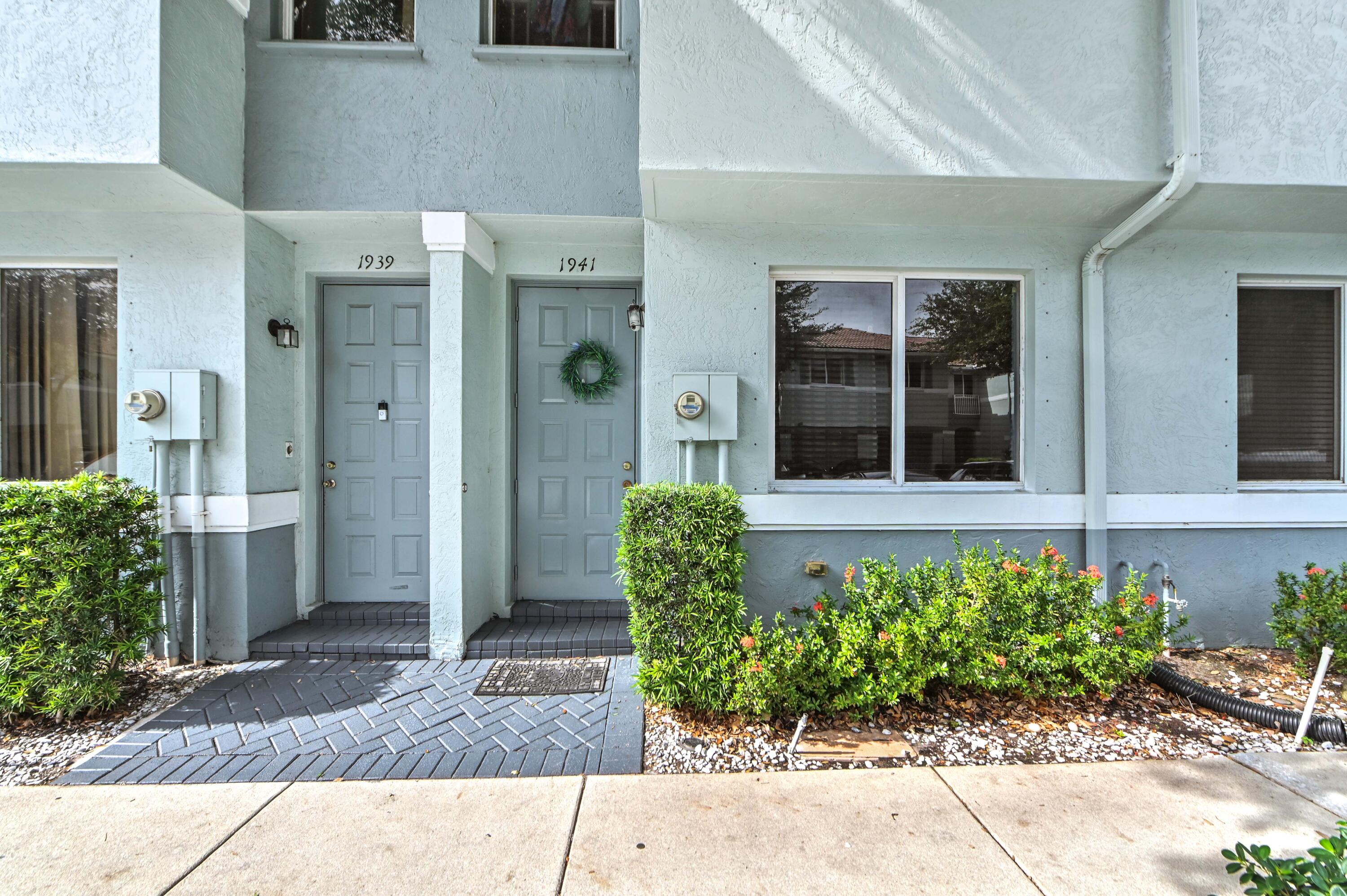 1941 Gardenia Court