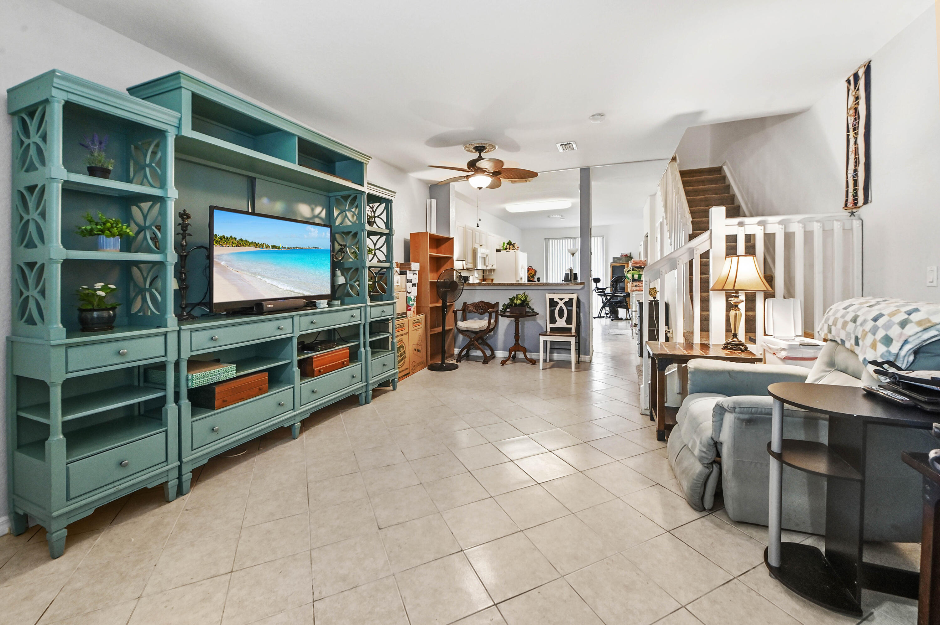 1941 Gardenia Court