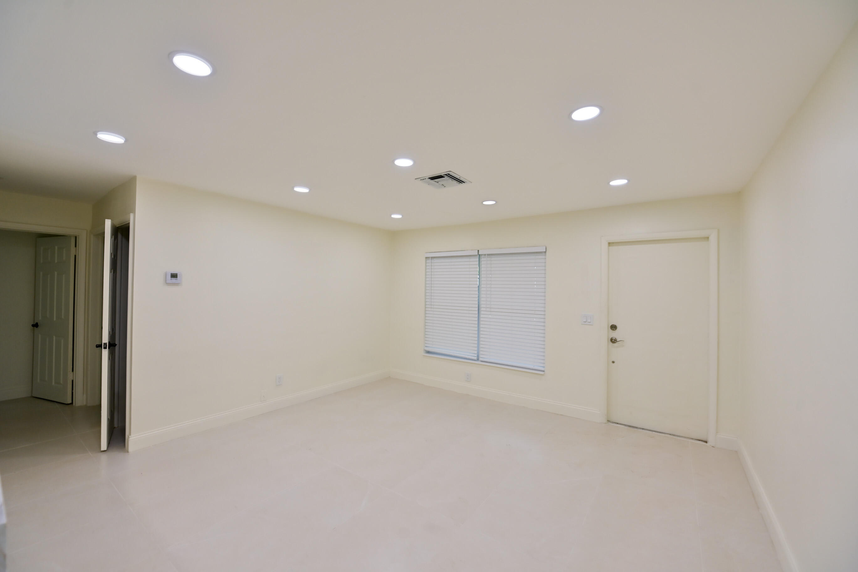 AVON HEIGHTS - Residential Lease