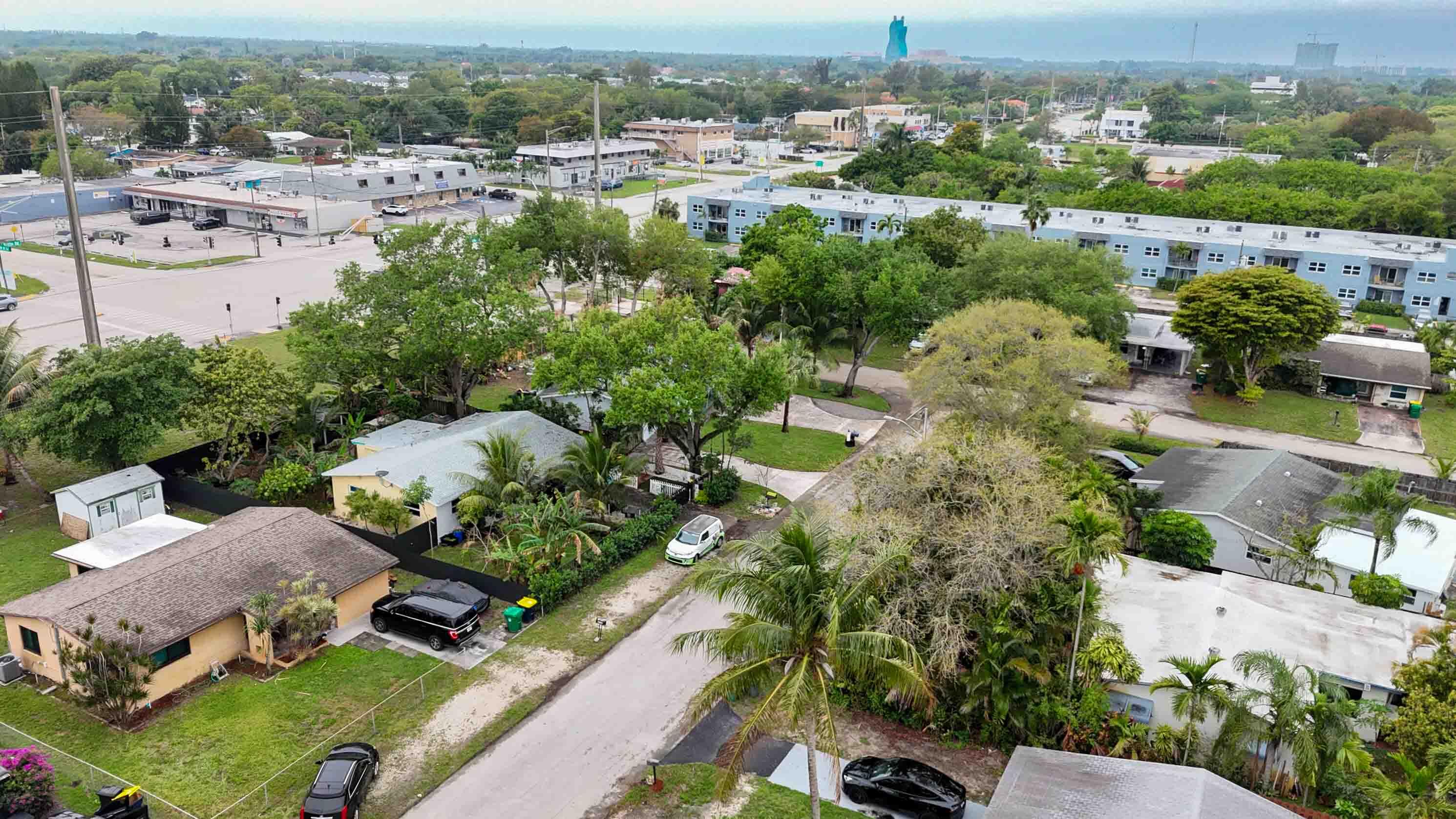 AVON HEIGHTS - Residential Lease