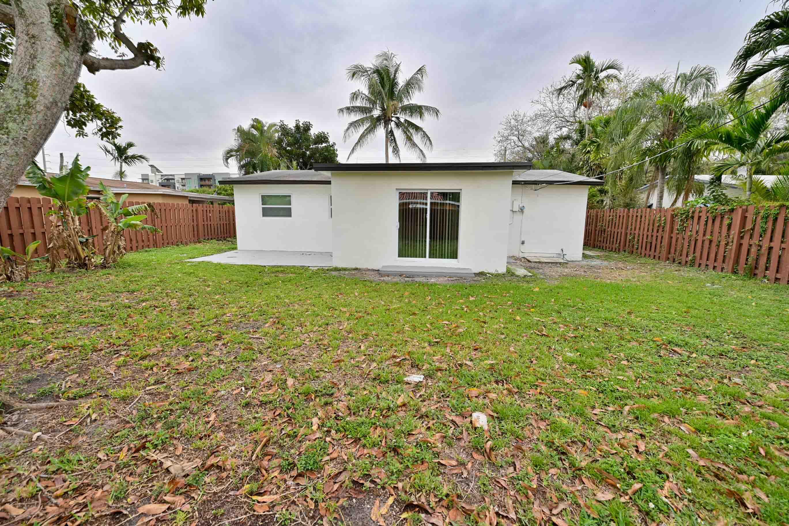 AVON HEIGHTS - Residential Lease