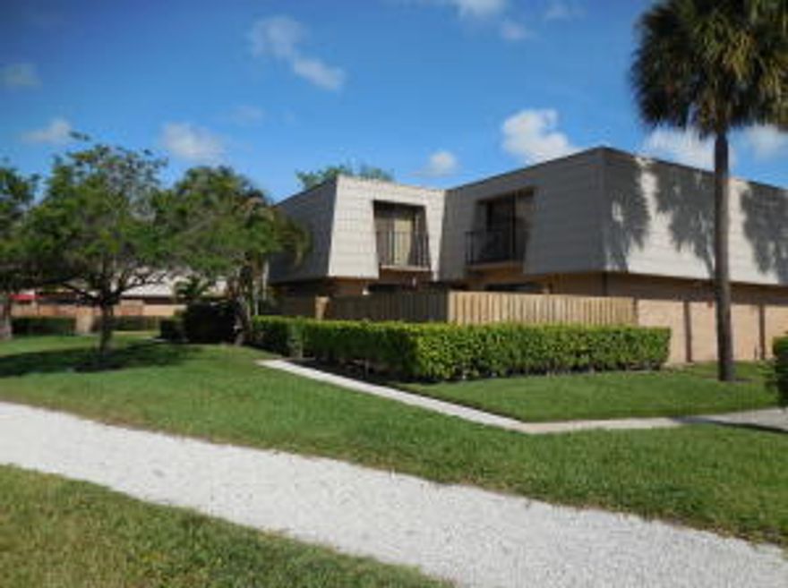 Direct Waterfront location.  Clean and ready.  All tiled downstairs and one bedroom.  No pets.  Great private location in Sandalwood Lakes South with waterfront views from both bedrooms.  No motorcycles.  Water included in rent.  No commercial vehicles and two car max.