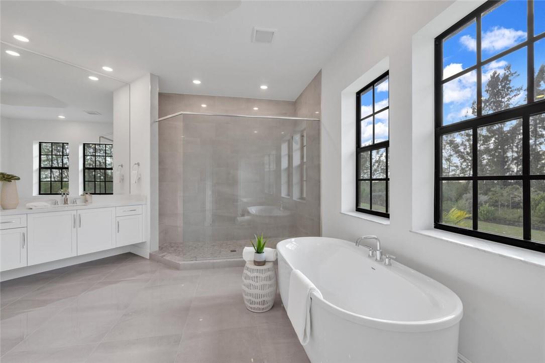 Parkland Bay 183-49 B - Residential