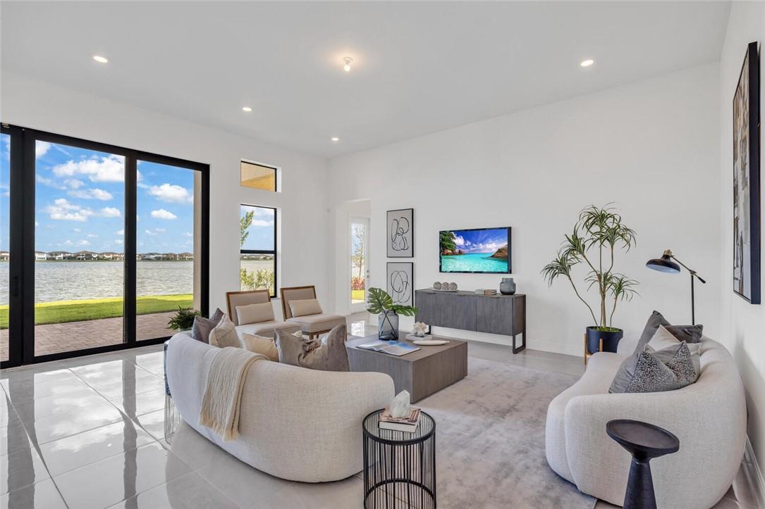 Parkland Bay 183-49 B - Residential