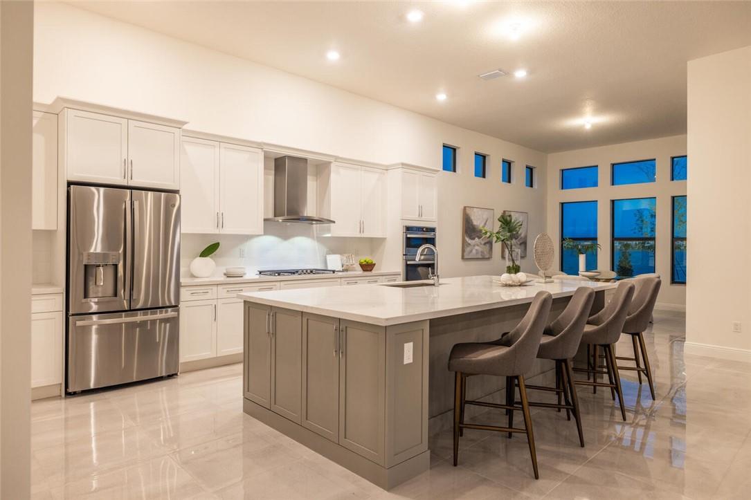Parkland Bay 183-49 B - Residential