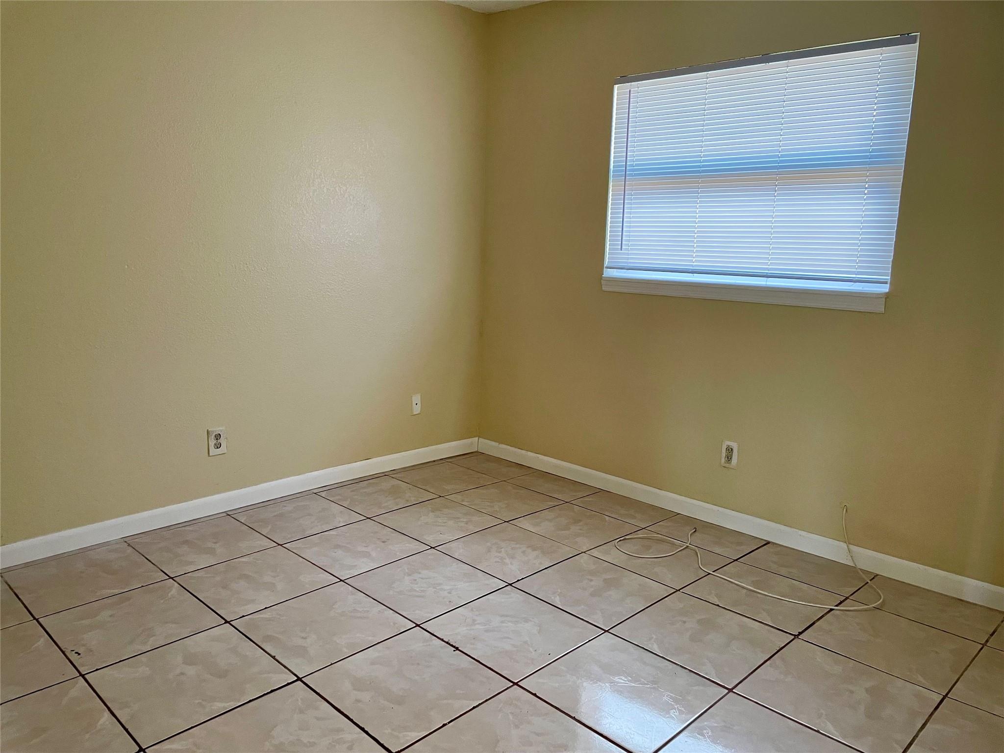 Washington Park Fourth Ad - Residential Lease