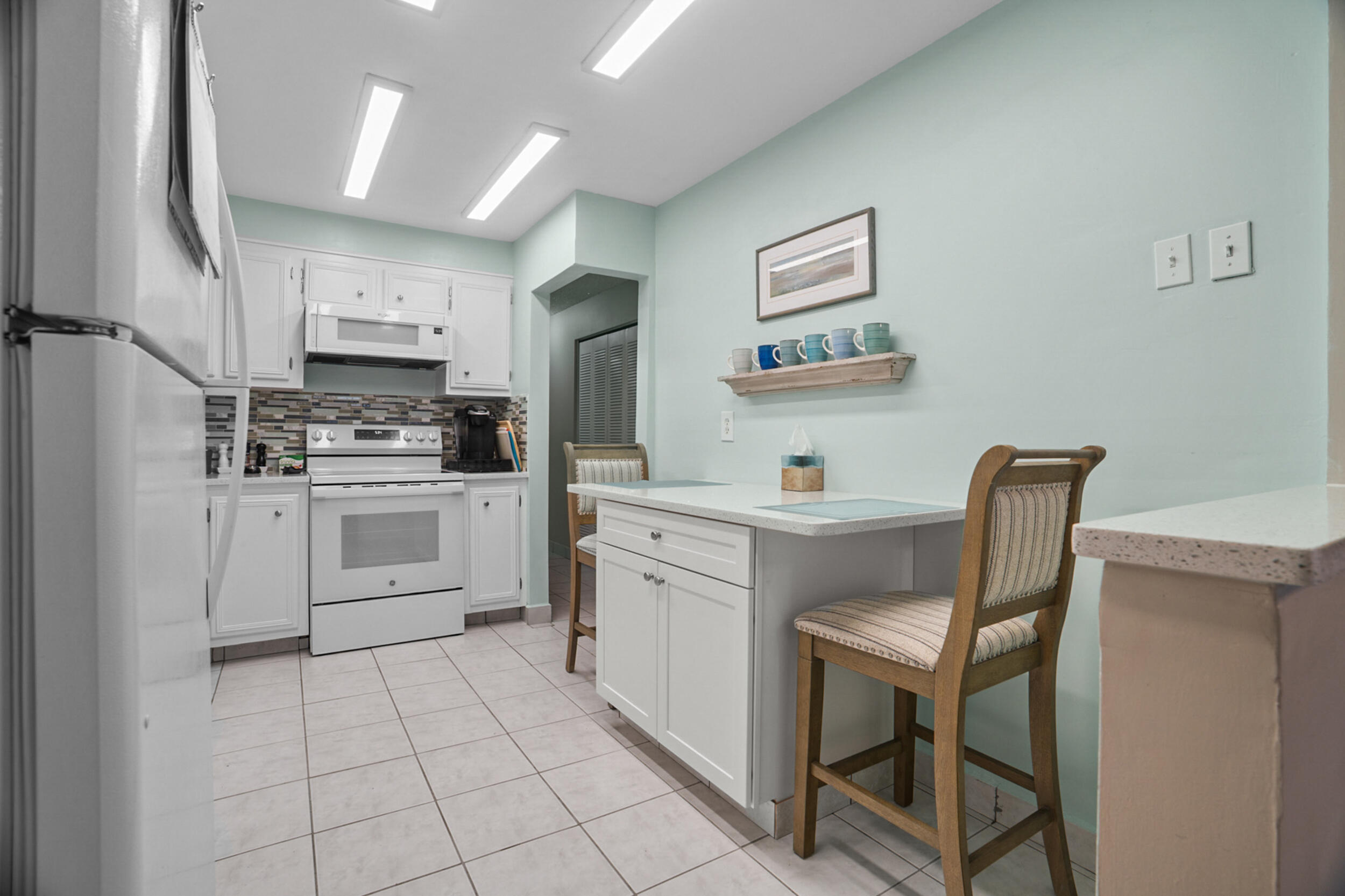 LAUDERDALE WEST CONDO NO XIII - Residential