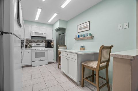 Tiny photo for 8713 NW 10th Street #C101, Plantation, FL 33322 (MLS # B26005162)