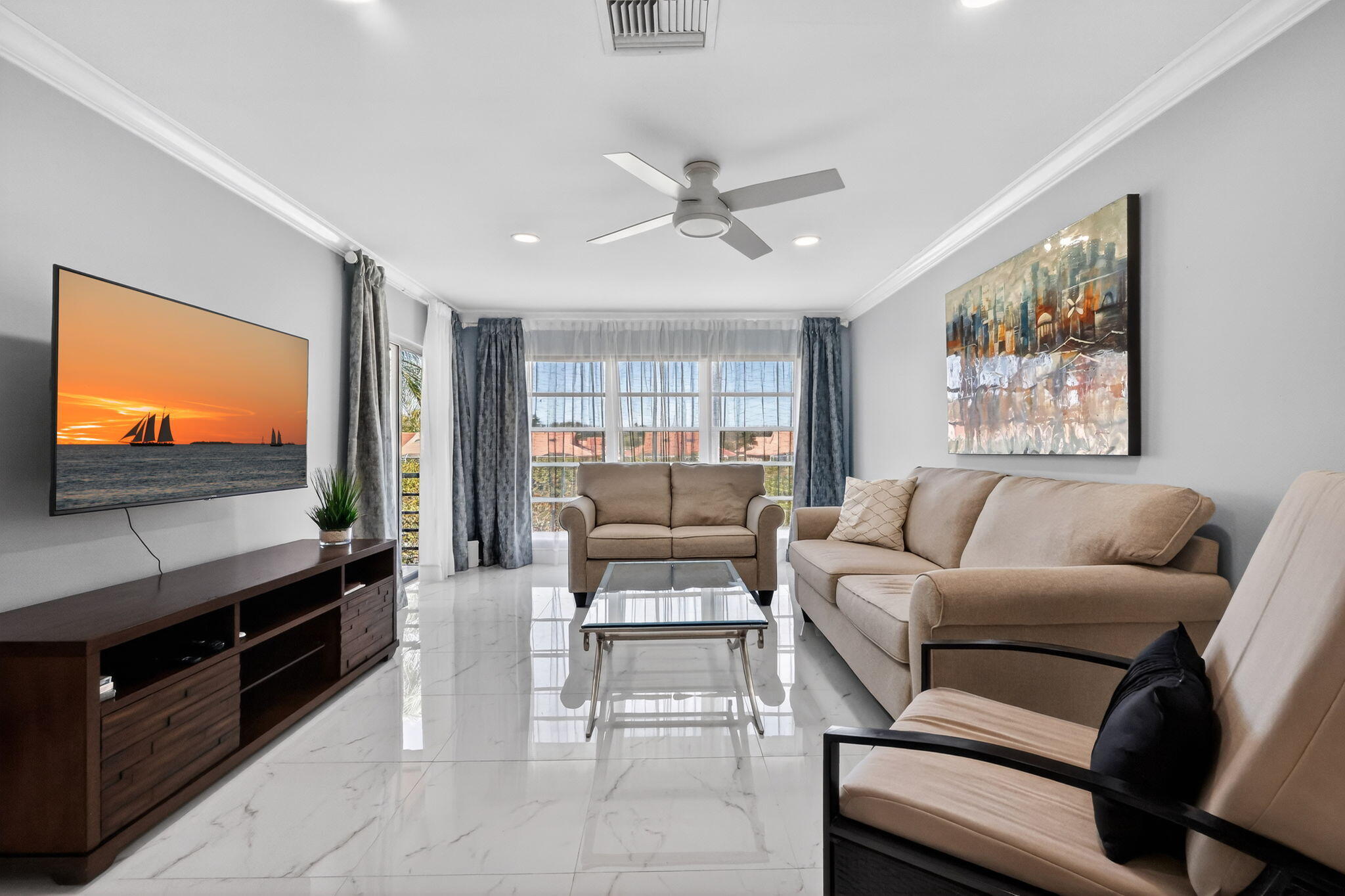 PALM GREENS AT VILLA DEL RAY CONDO II - Residential Lease