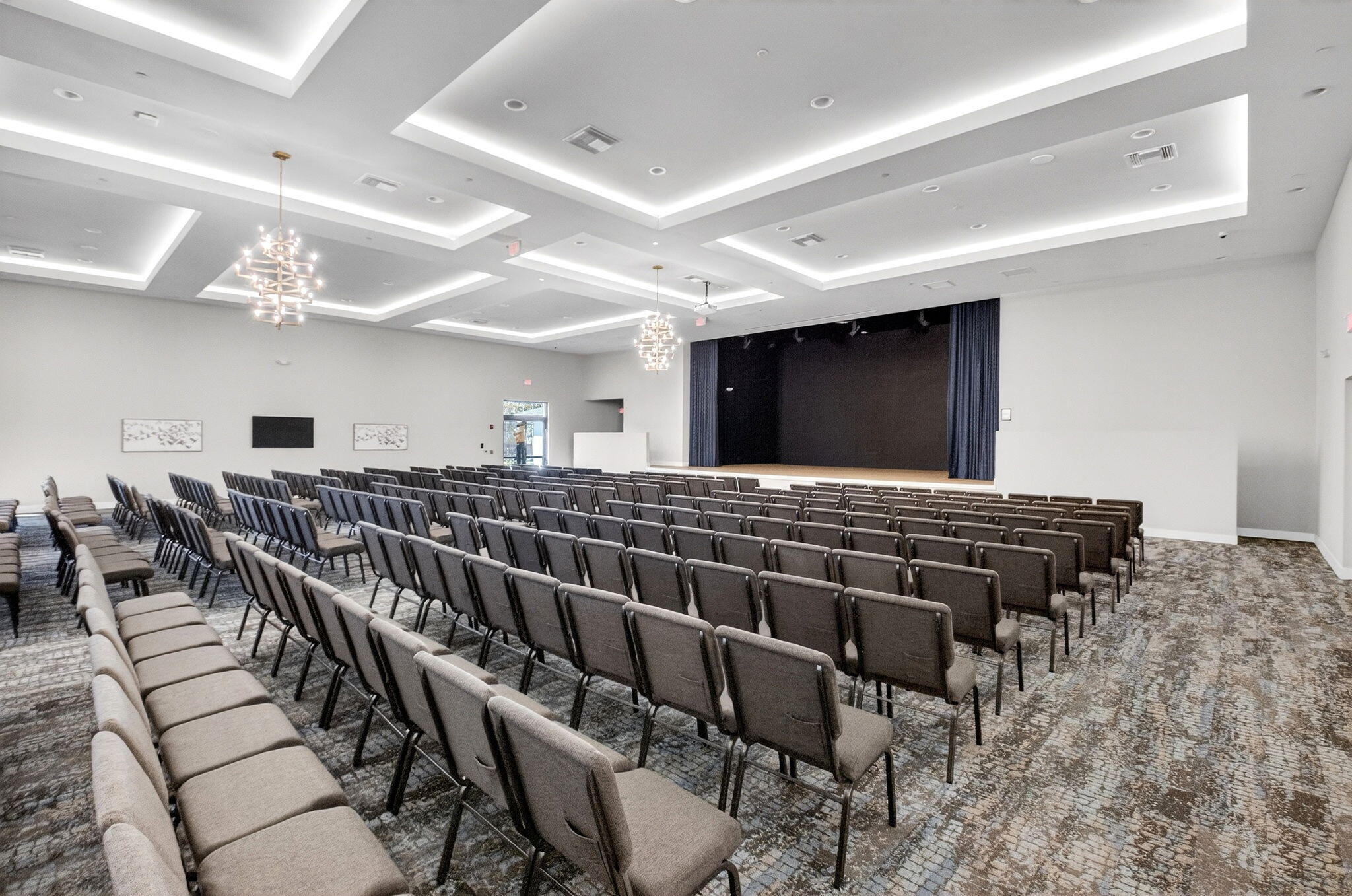 PALM GREENS AT VILLA DEL RAY CONDO II - Residential Lease