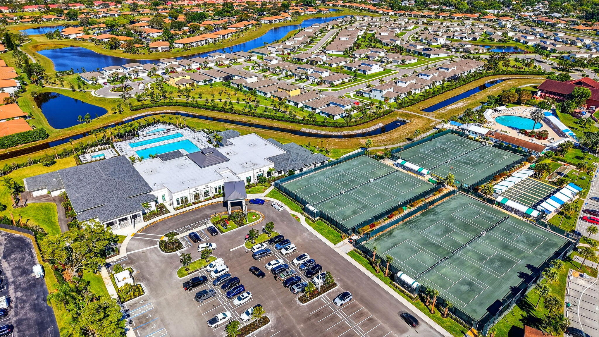 PALM GREENS AT VILLA DEL RAY CONDO II - Residential Lease