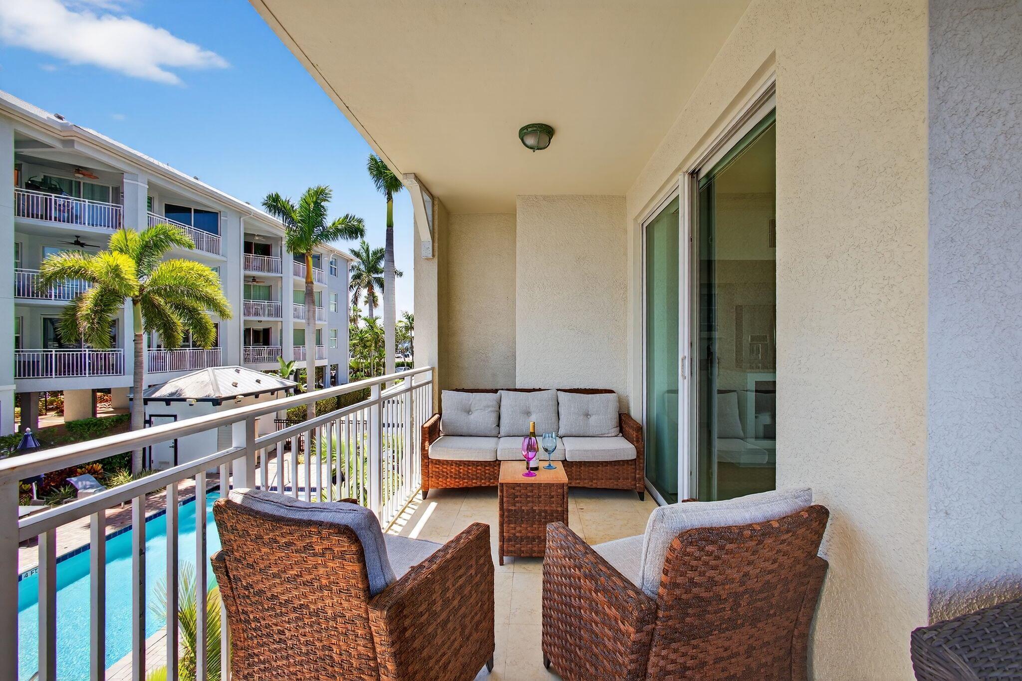 HARBORAGE YACHT CONDO - Residential Lease