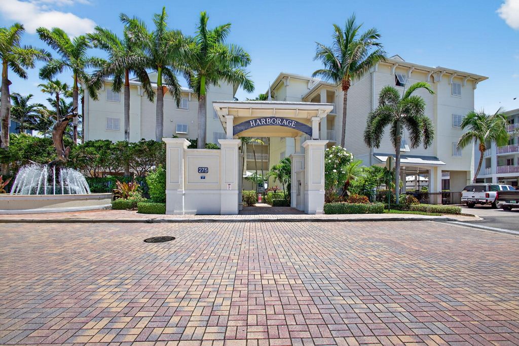Photo of 275 NW Flagler Avenue #204, Stuart, FL 34994 (MLS # R11118876)