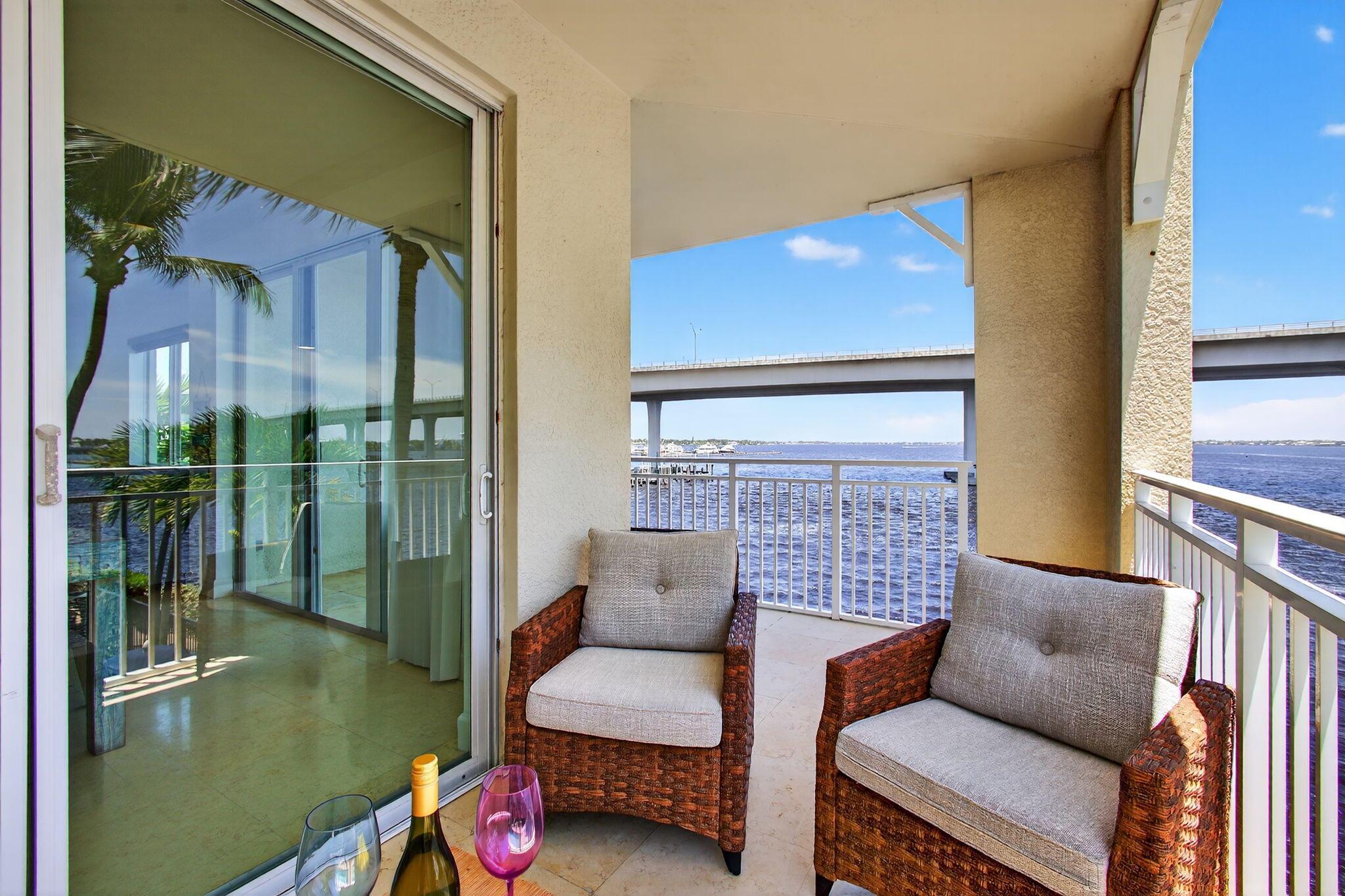 HARBORAGE YACHT CONDO - Residential Lease