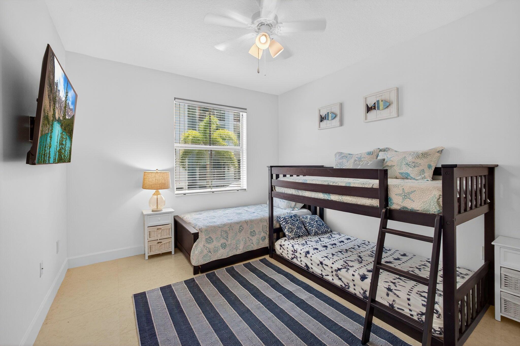 HARBORAGE YACHT CONDO - Residential Lease