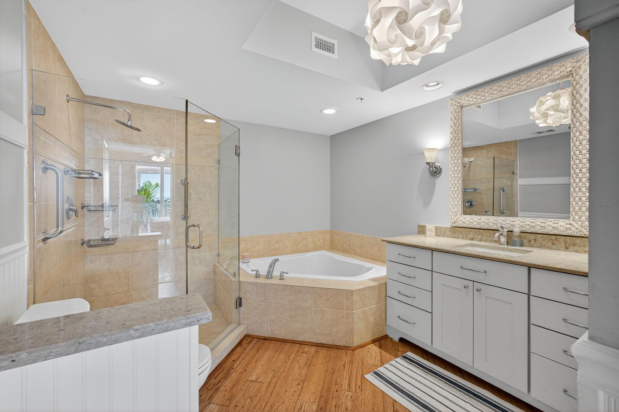 HARBORAGE YACHT CONDO - Residential Lease