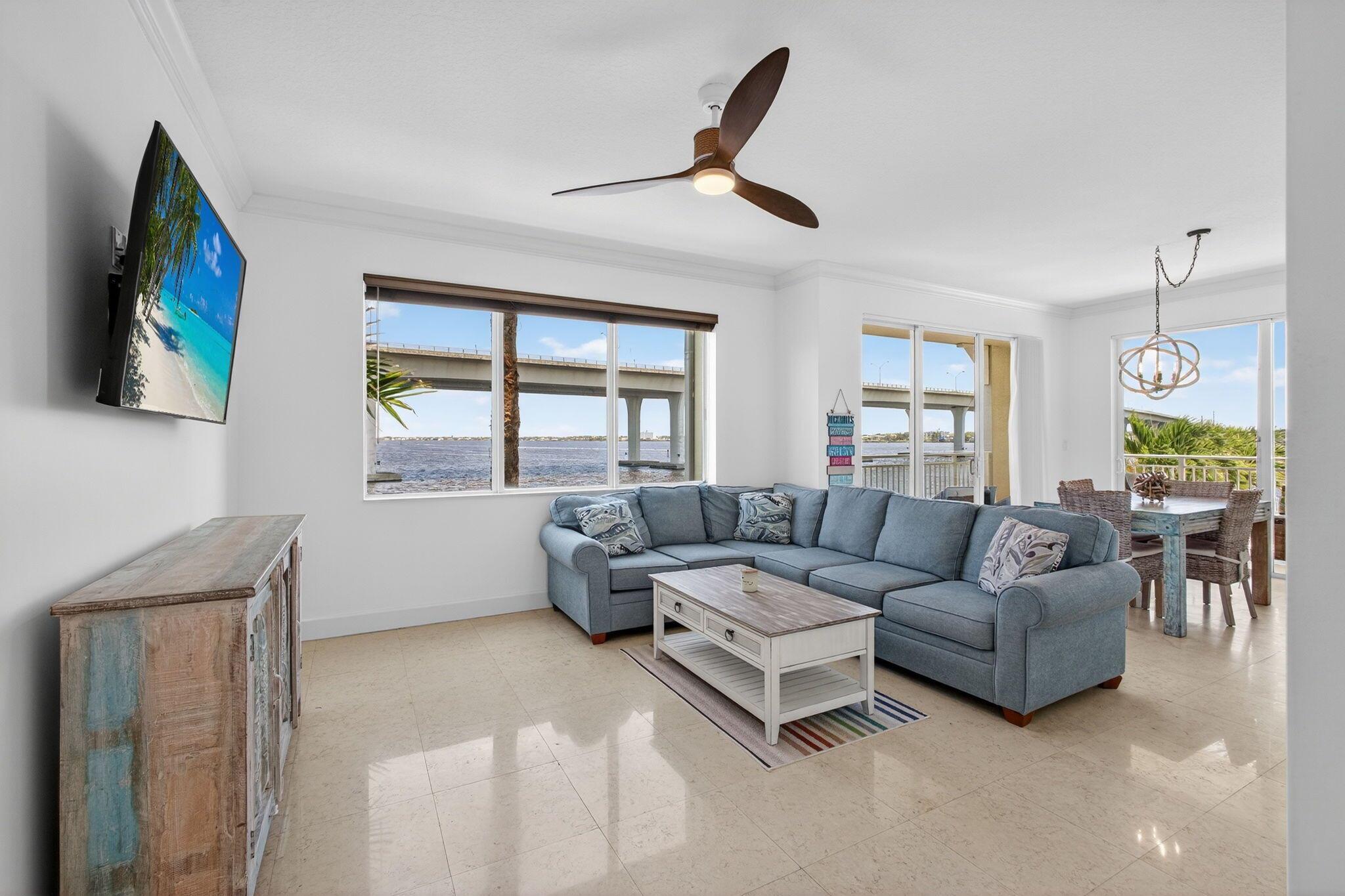 HARBORAGE YACHT CONDO - Residential Lease