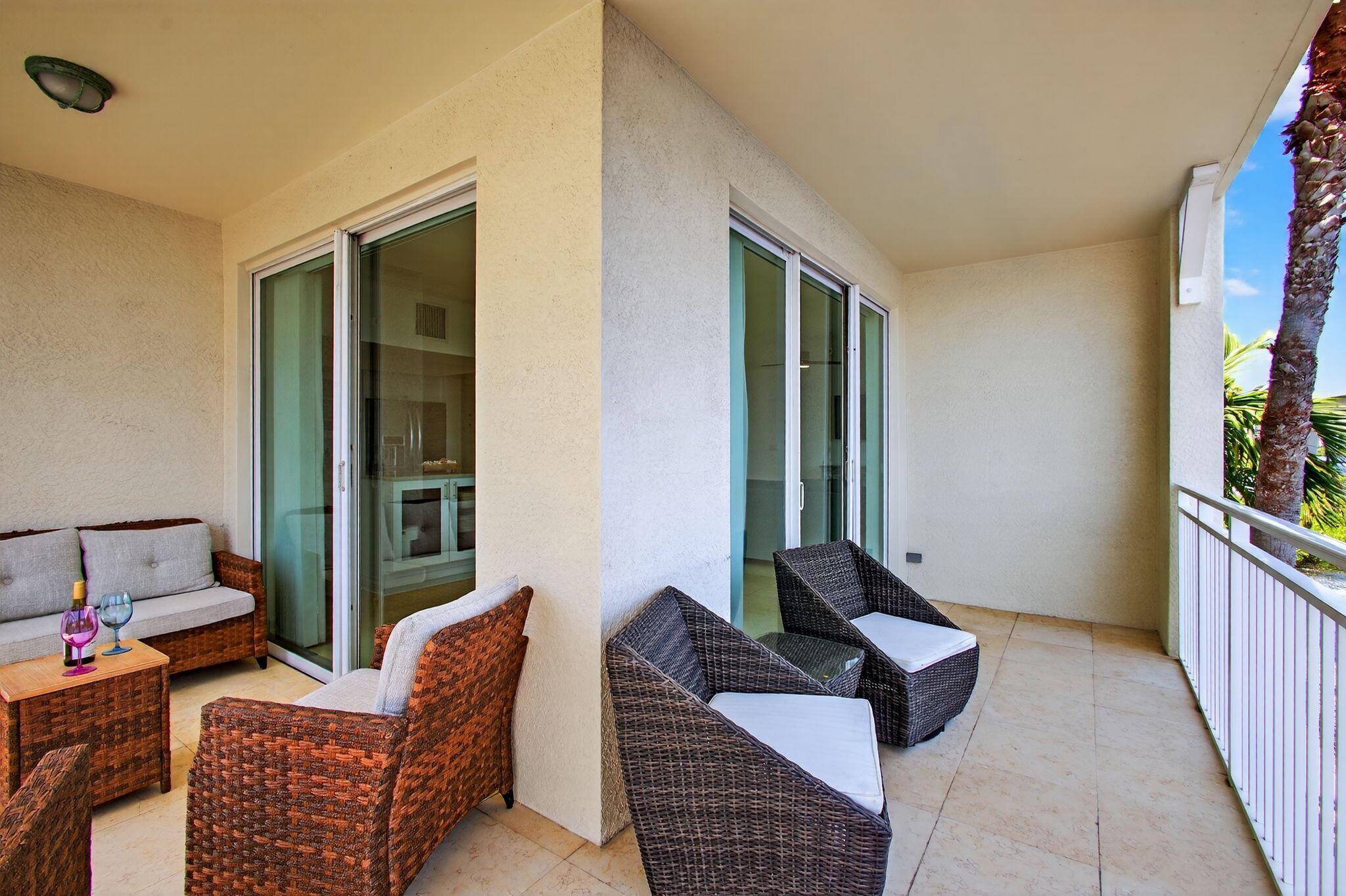 HARBORAGE YACHT CONDO - Residential Lease