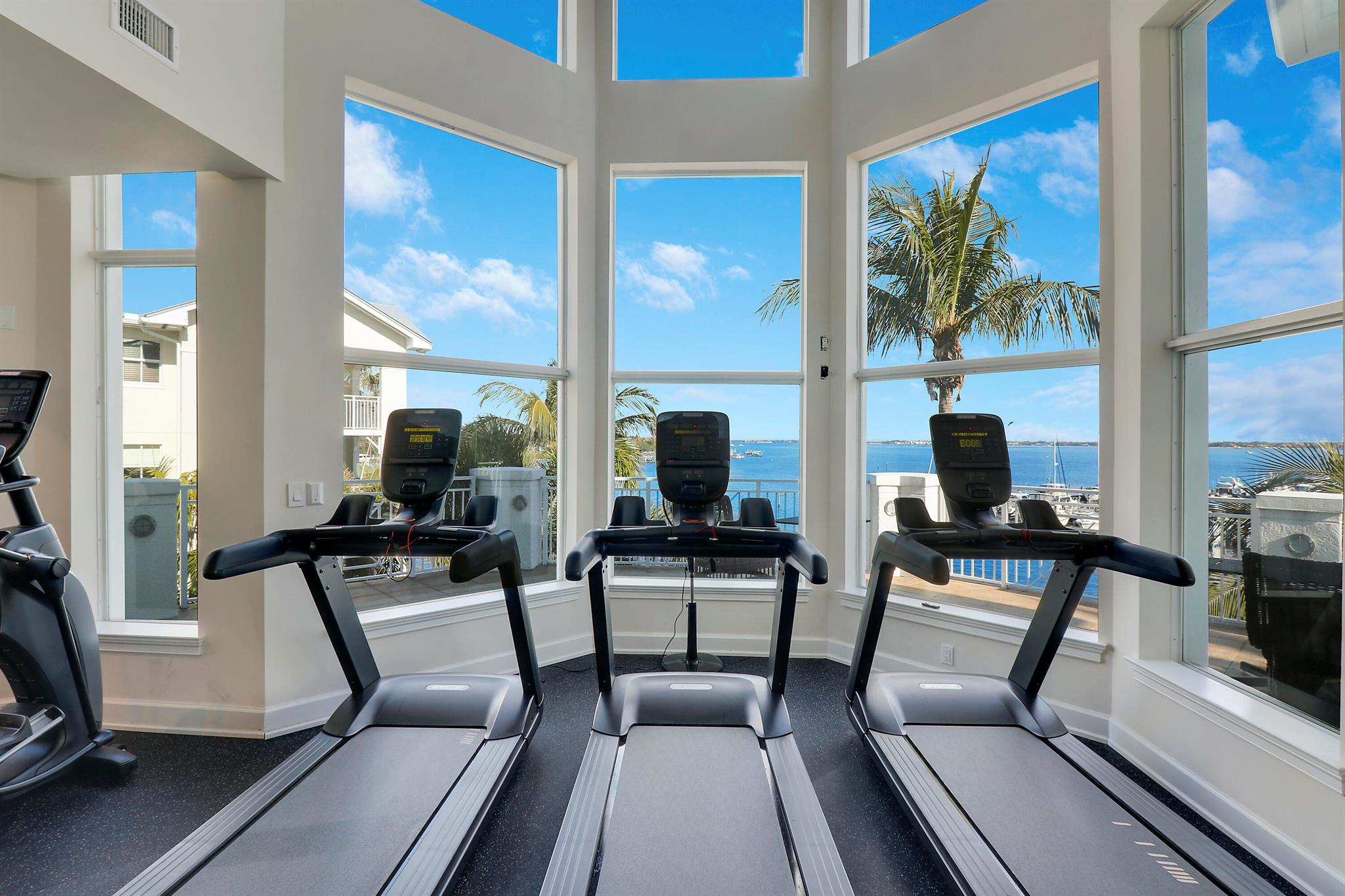 HARBORAGE YACHT CONDO - Residential Lease