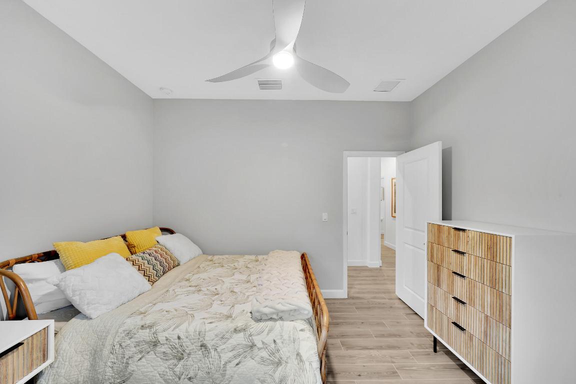 TELARO AT SOUTHERN GROVE - Residential