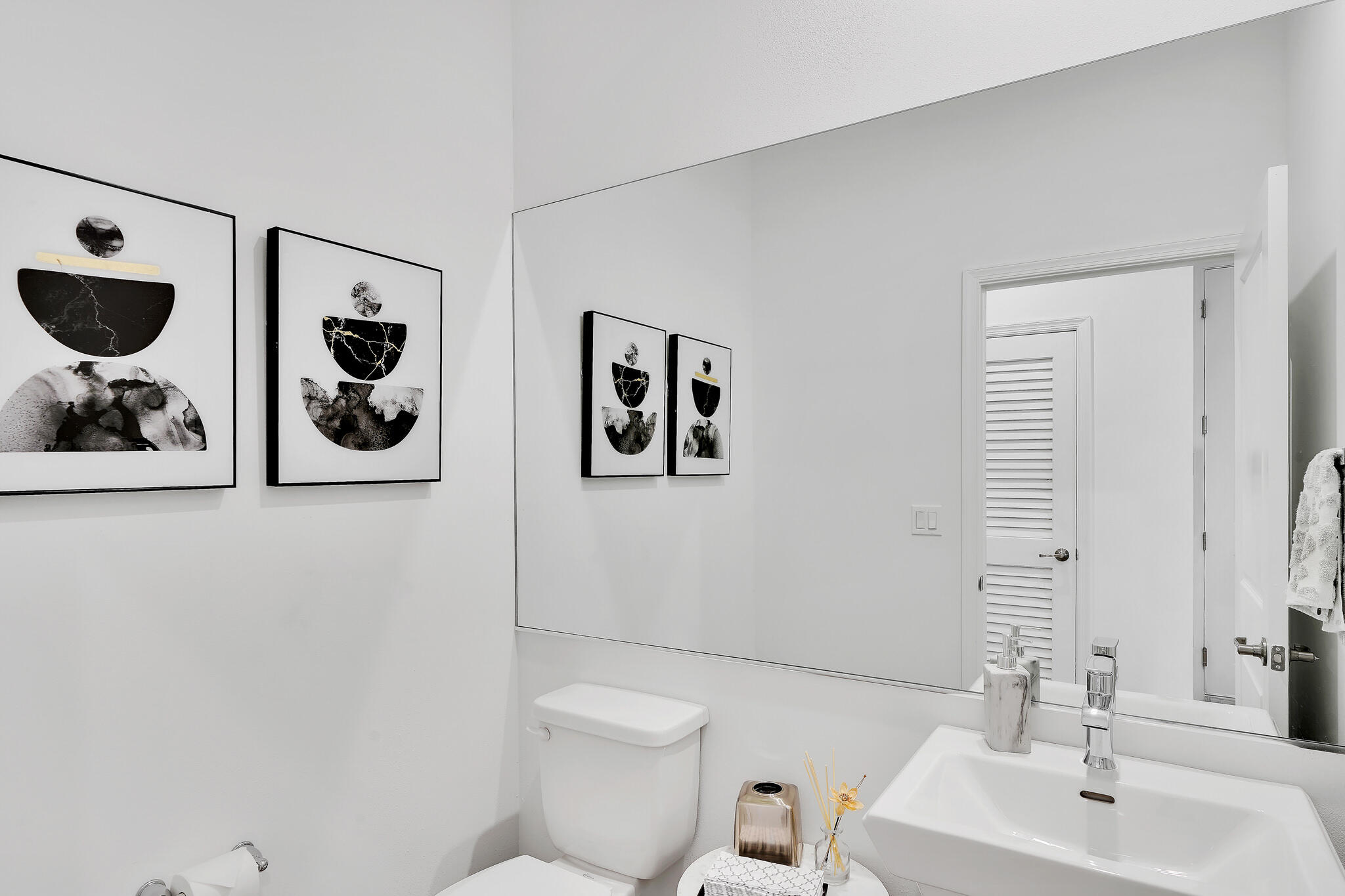 TELARO AT SOUTHERN GROVE - Residential