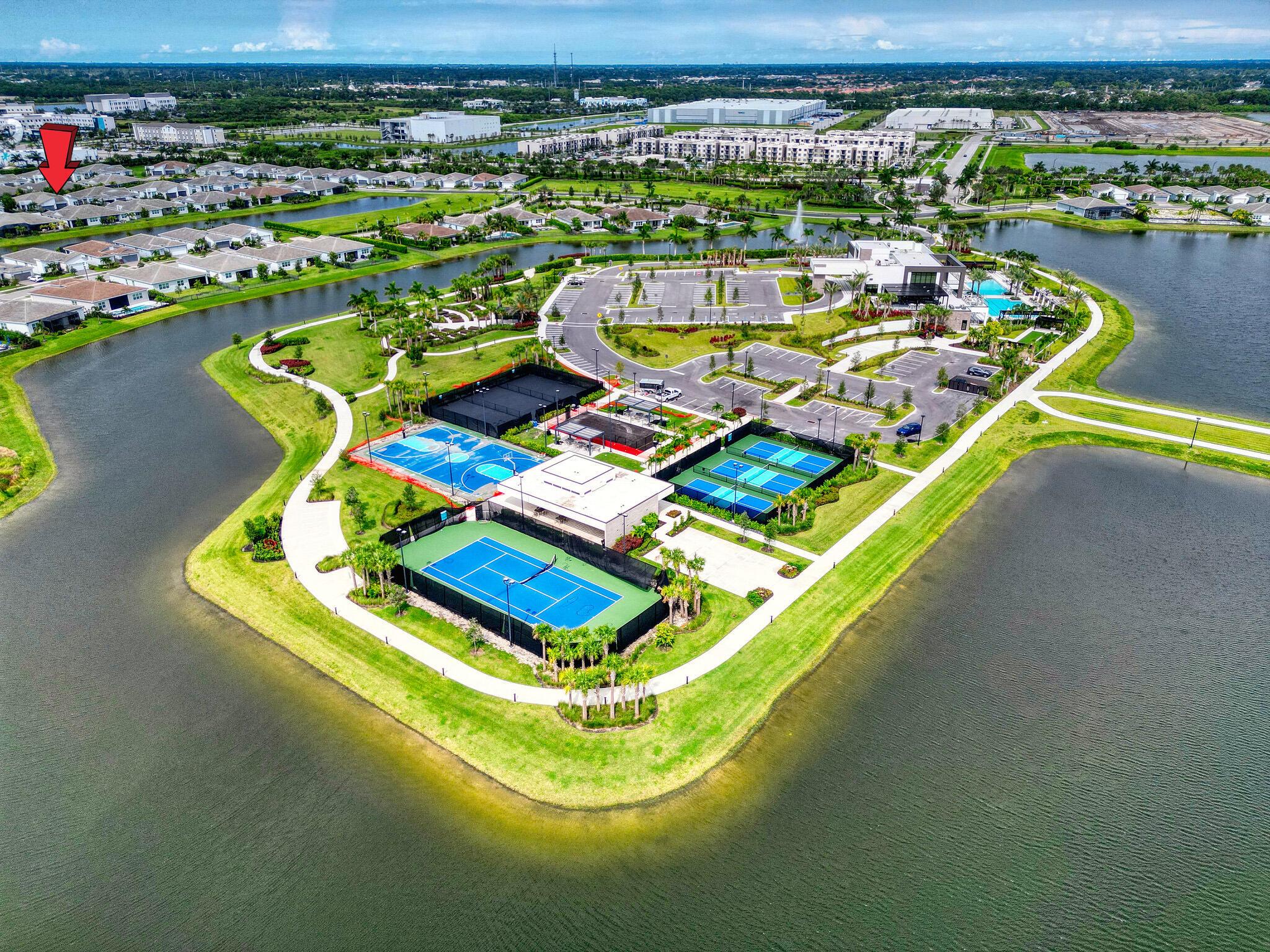 TELARO AT SOUTHERN GROVE - Residential