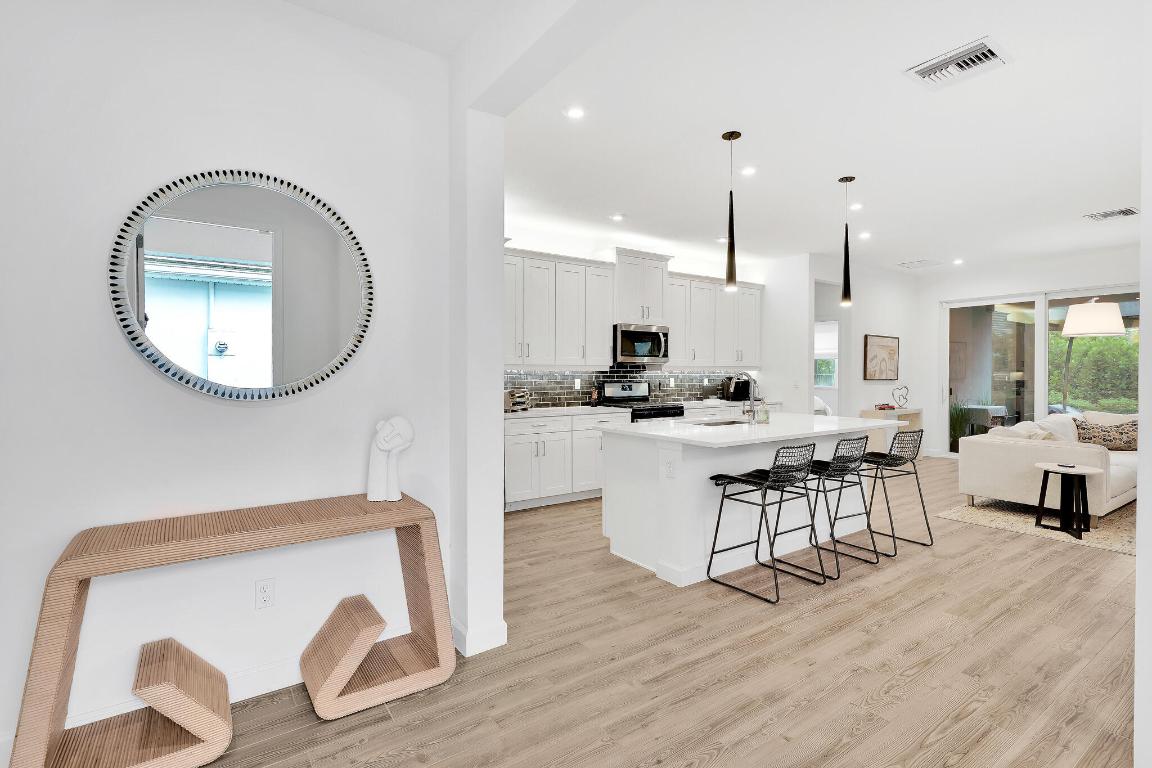 TELARO AT SOUTHERN GROVE - Residential