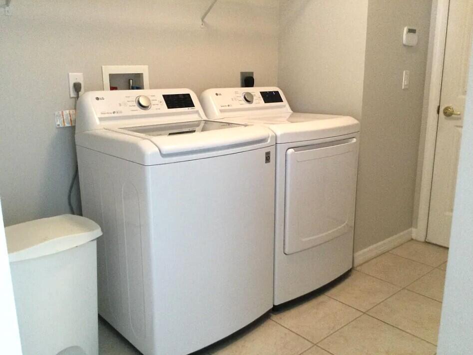 PORT ST LUCIE-SECTION 40 - Residential Lease