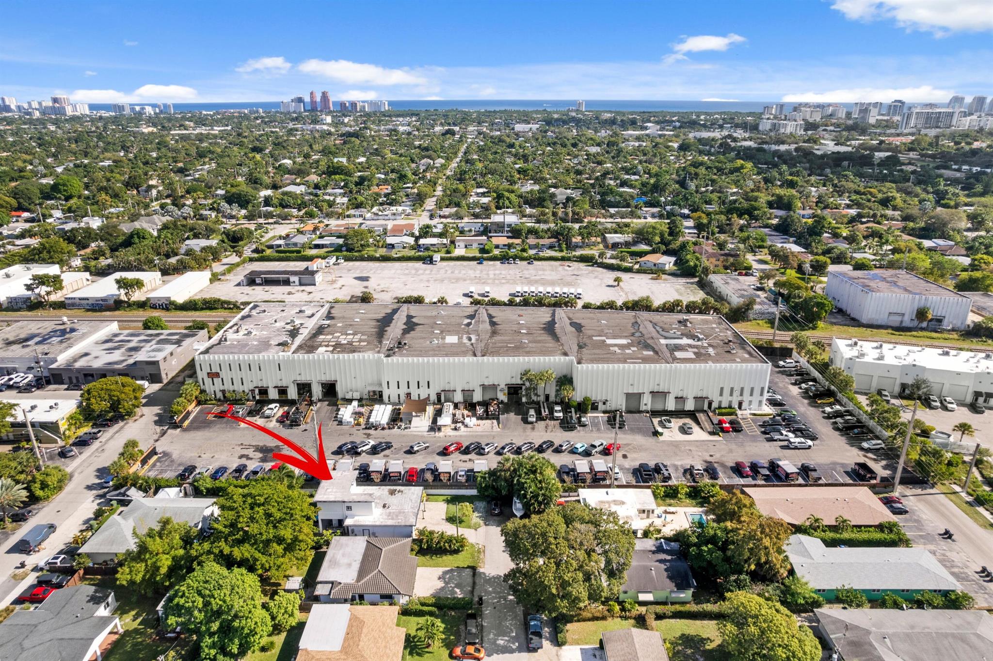 LAUDERDALE PARK 6-33 1/2 - Residential