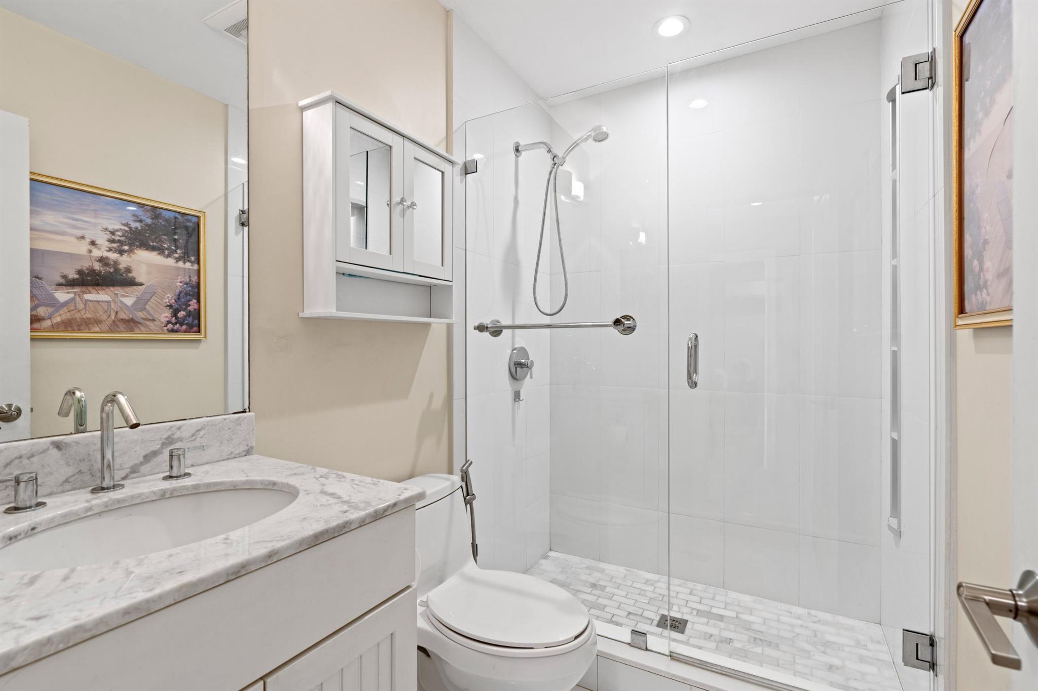 LAUDERDALE PARK 6-33 1/2 - Residential