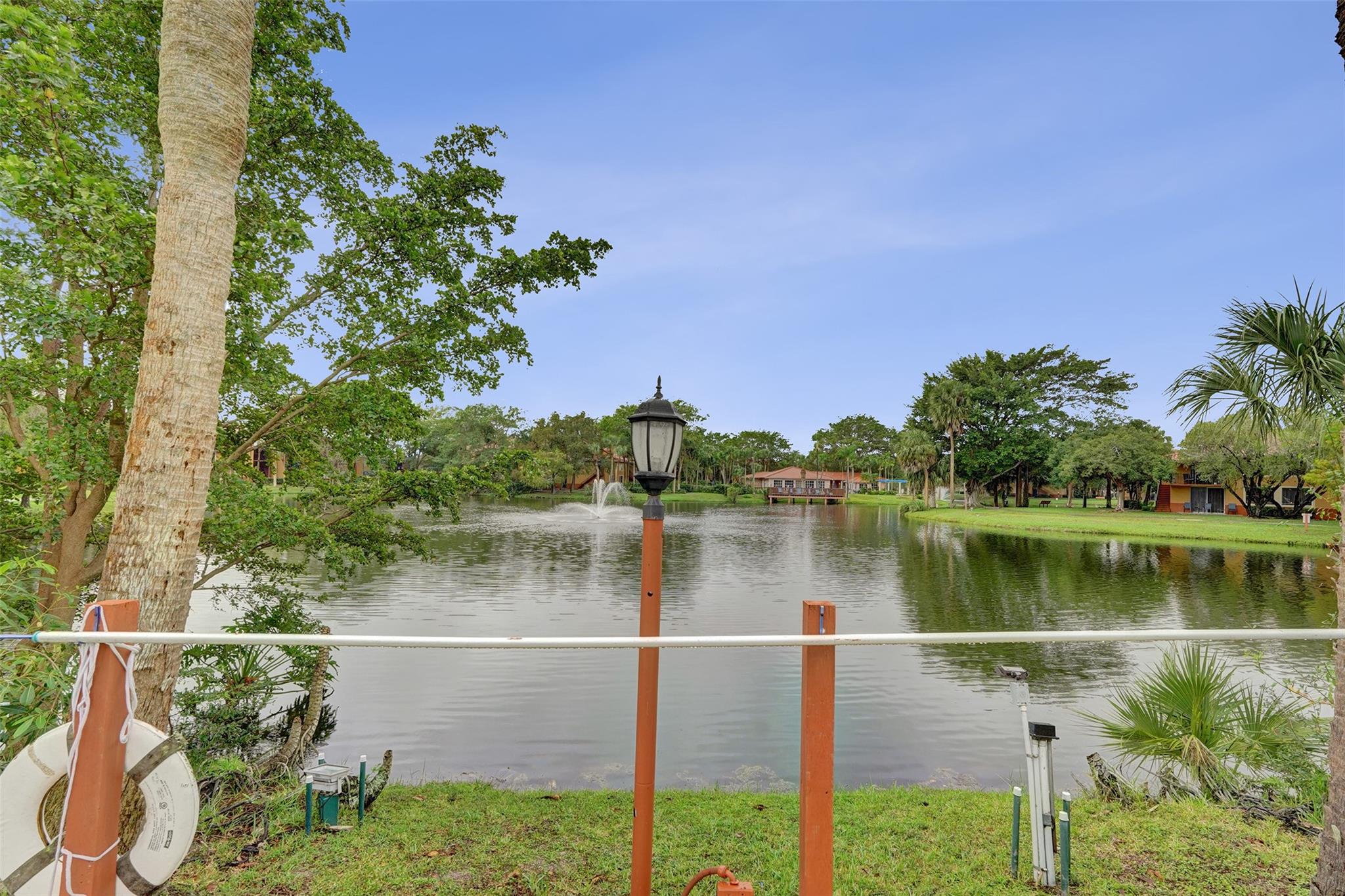 Lakes Of Jacaranda Condo - Residential Lease