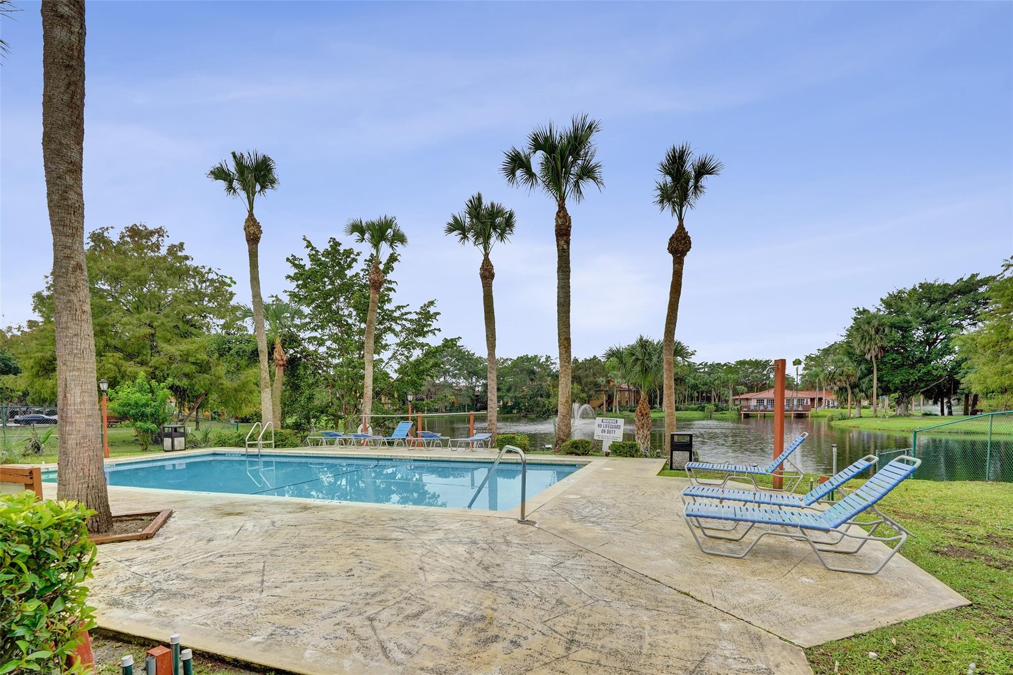 Lakes Of Jacaranda Condo - Residential Lease