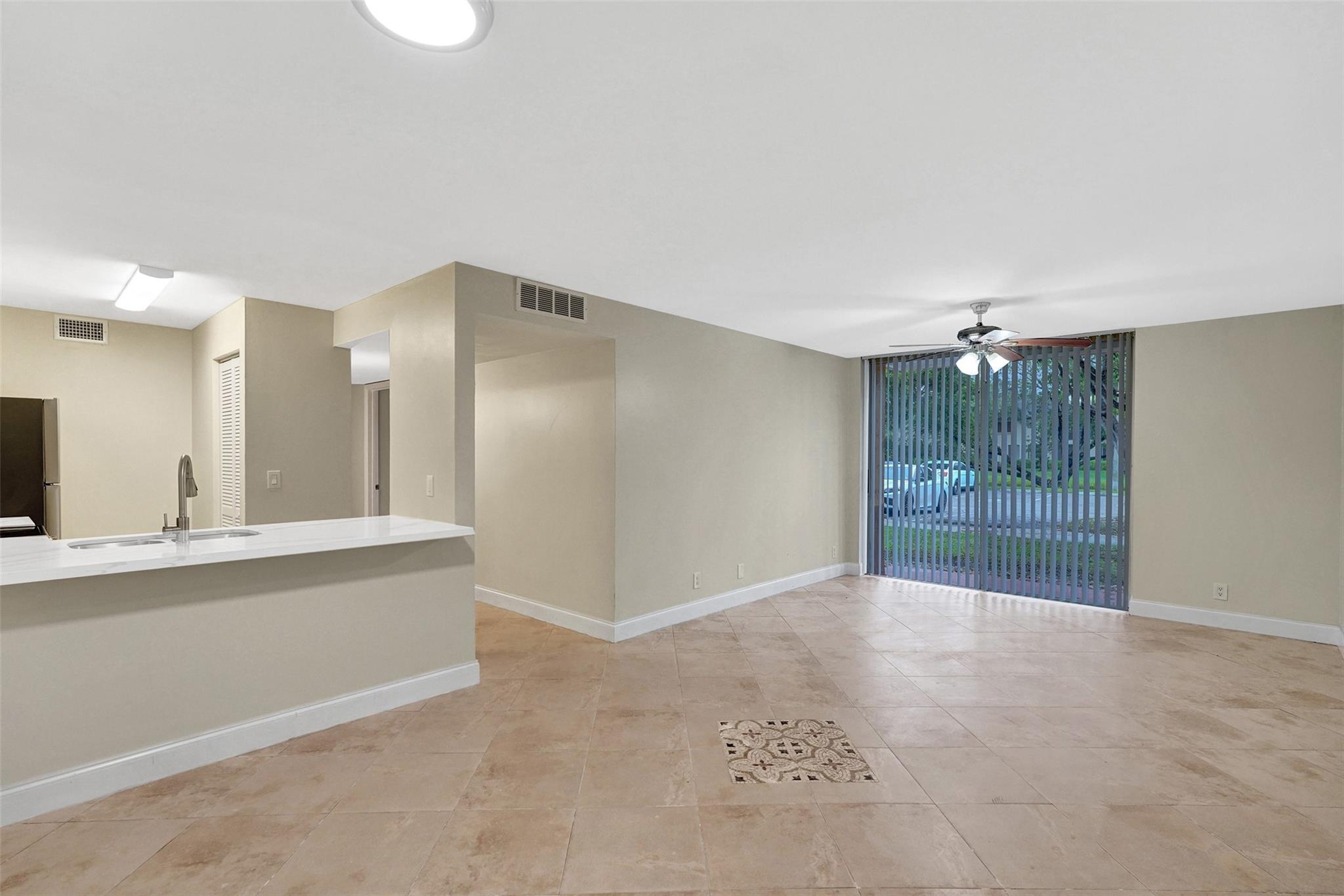 Lakes Of Jacaranda Condo - Residential Lease