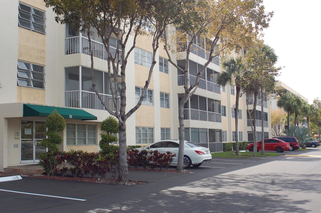 Boca Center Plaza - Residential