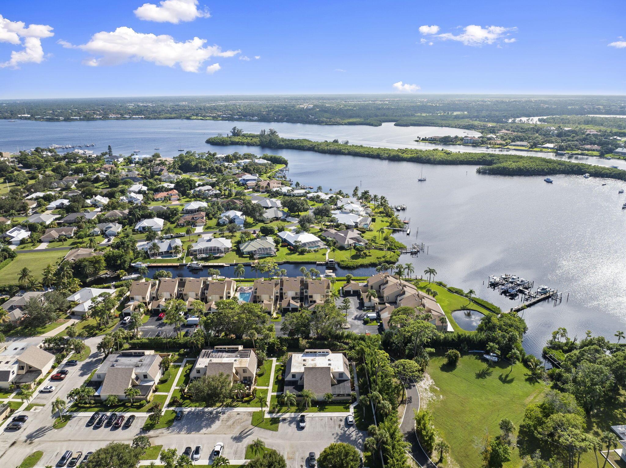 TARPON BAY VILLAS - Residential