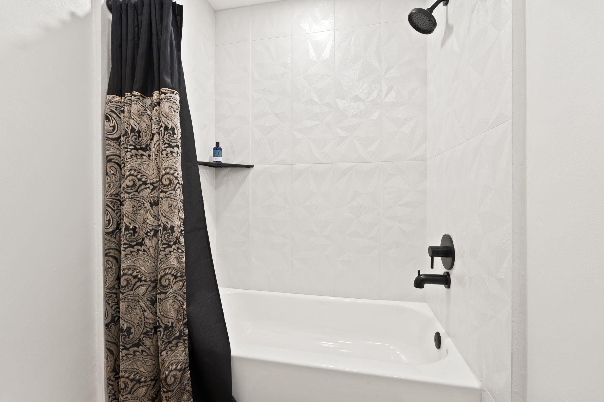 TARPON BAY VILLAS - Residential