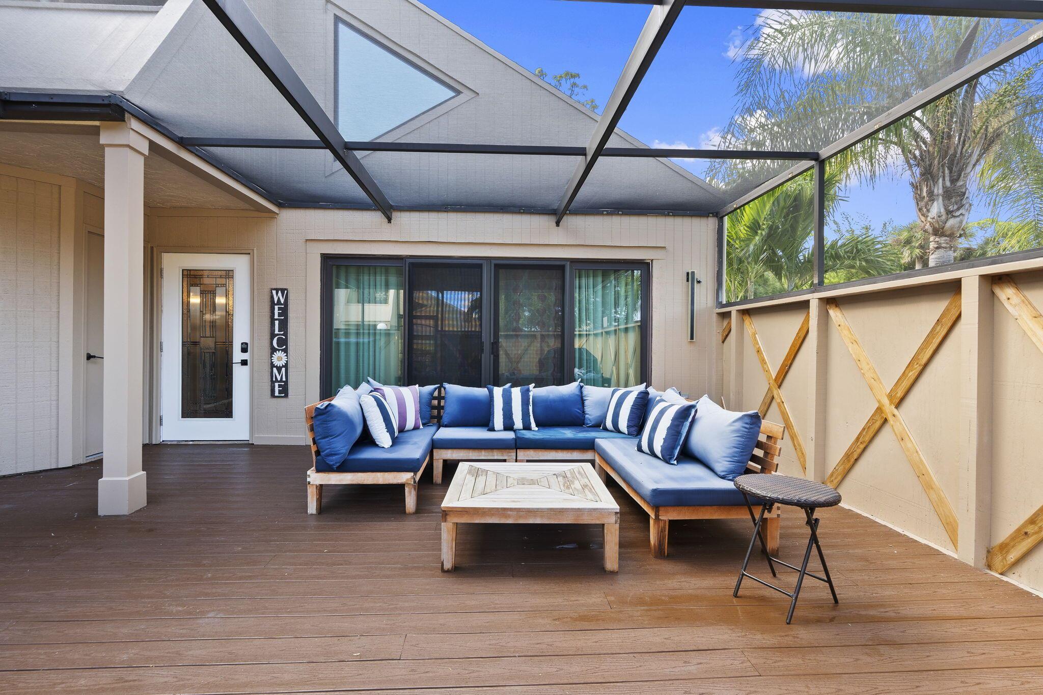 TARPON BAY VILLAS - Residential