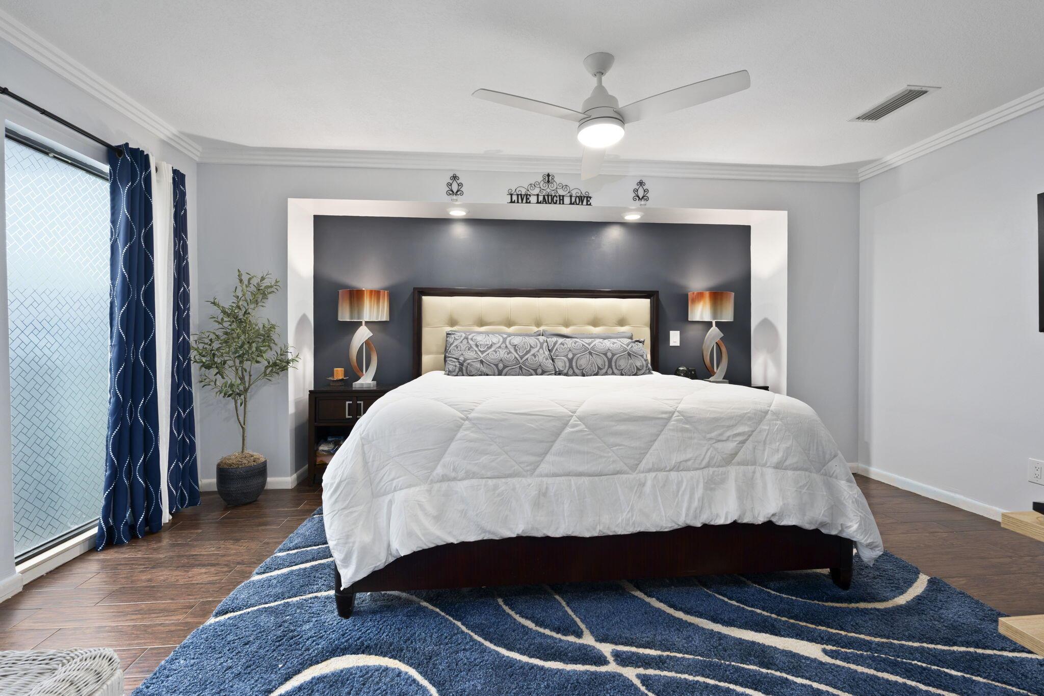 TARPON BAY VILLAS - Residential