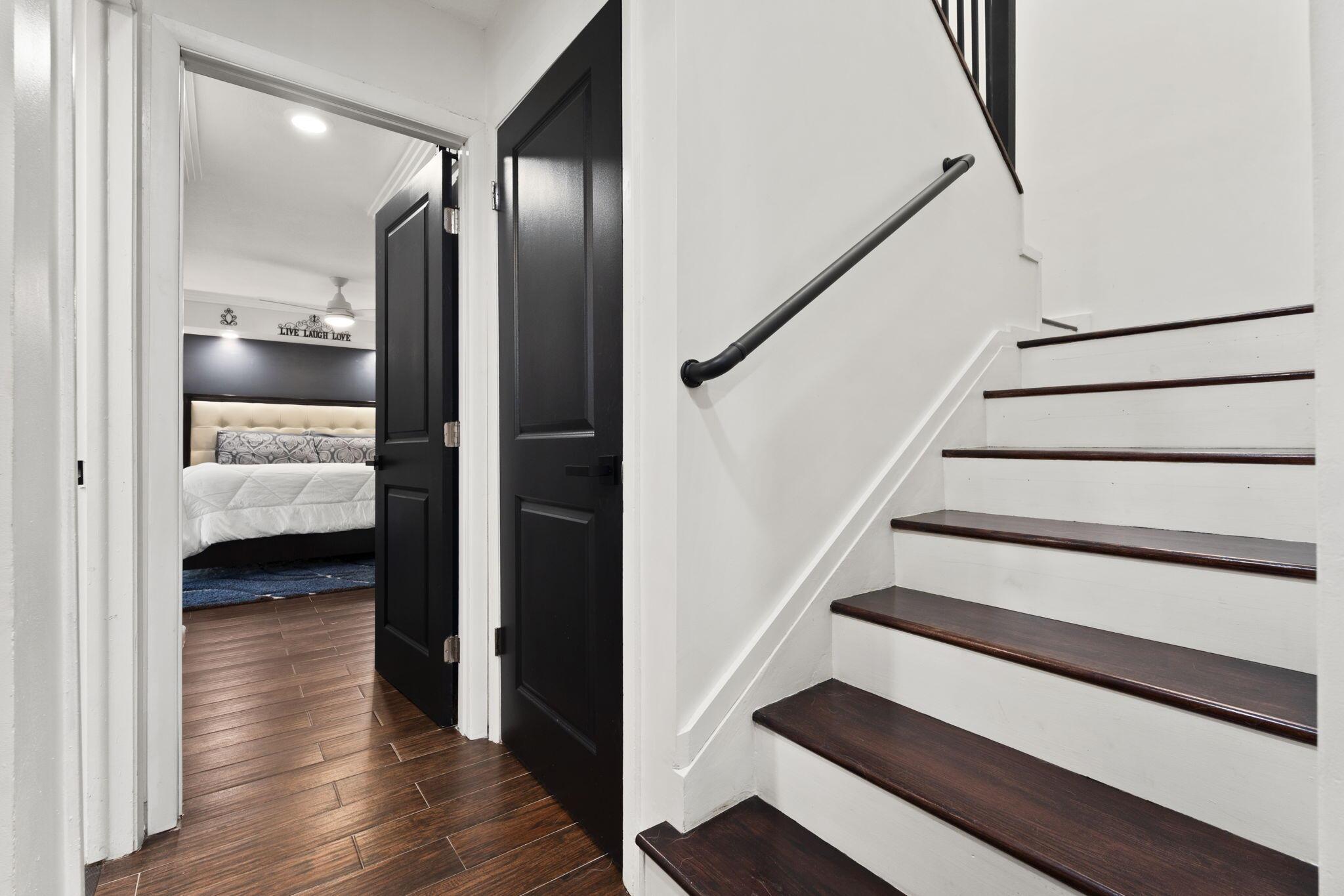 TARPON BAY VILLAS - Residential