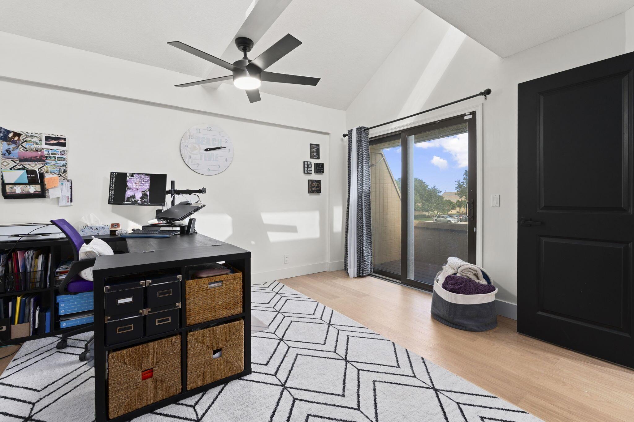 TARPON BAY VILLAS - Residential