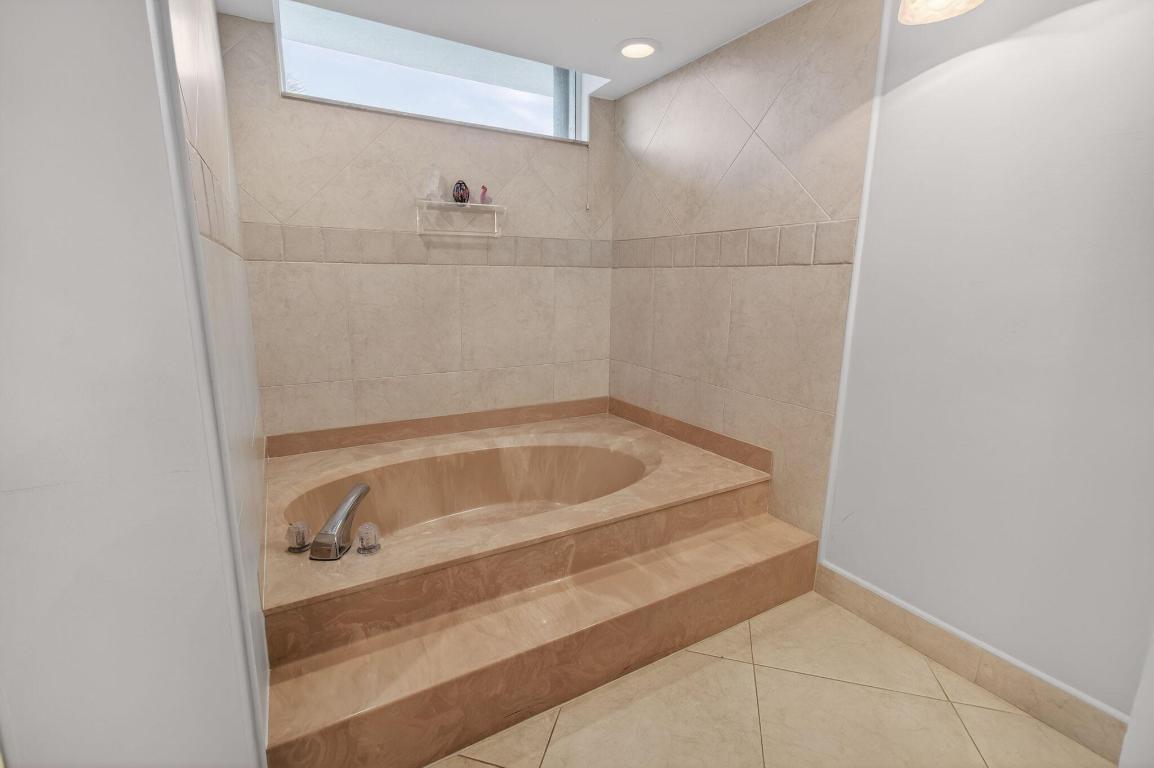 GLENEAGLES CONDO II - Residential