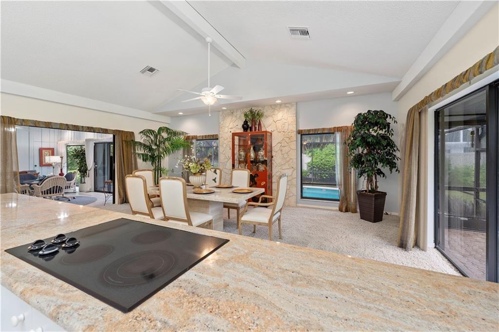 CASTAWAY COVE - Residential Lease